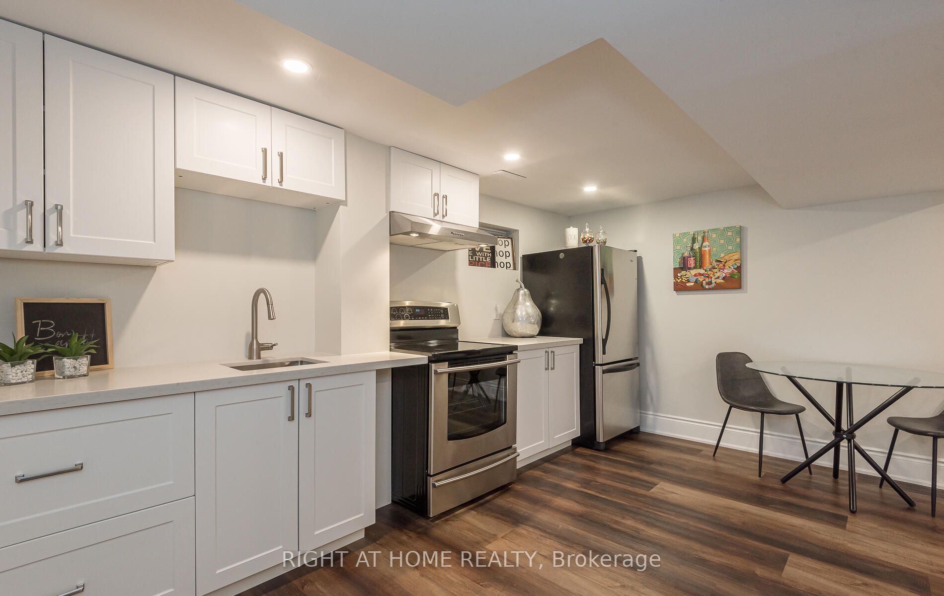 8 Culham Street Property Photo 42