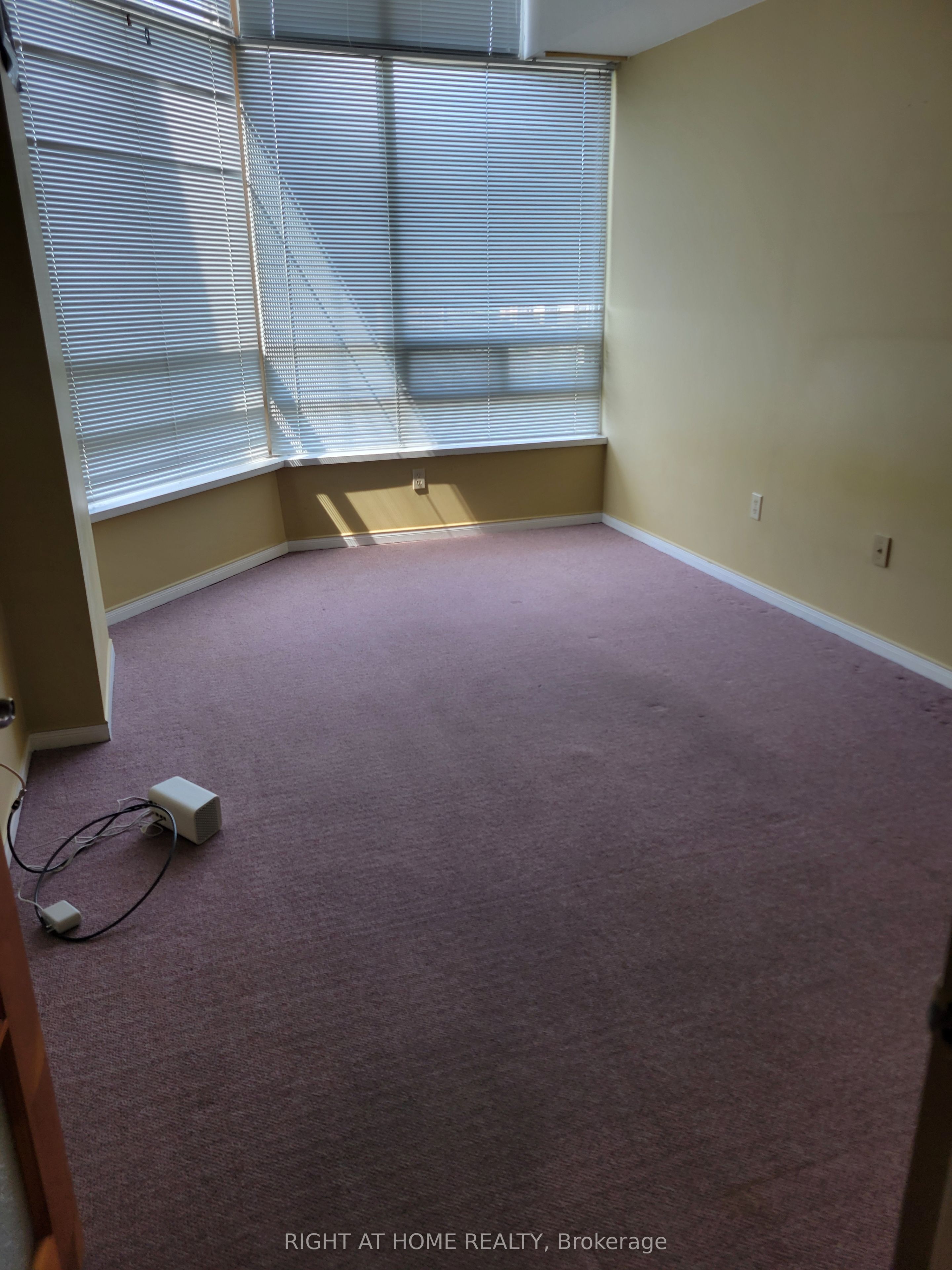 75 King Street E Ph2 Property Photo 19