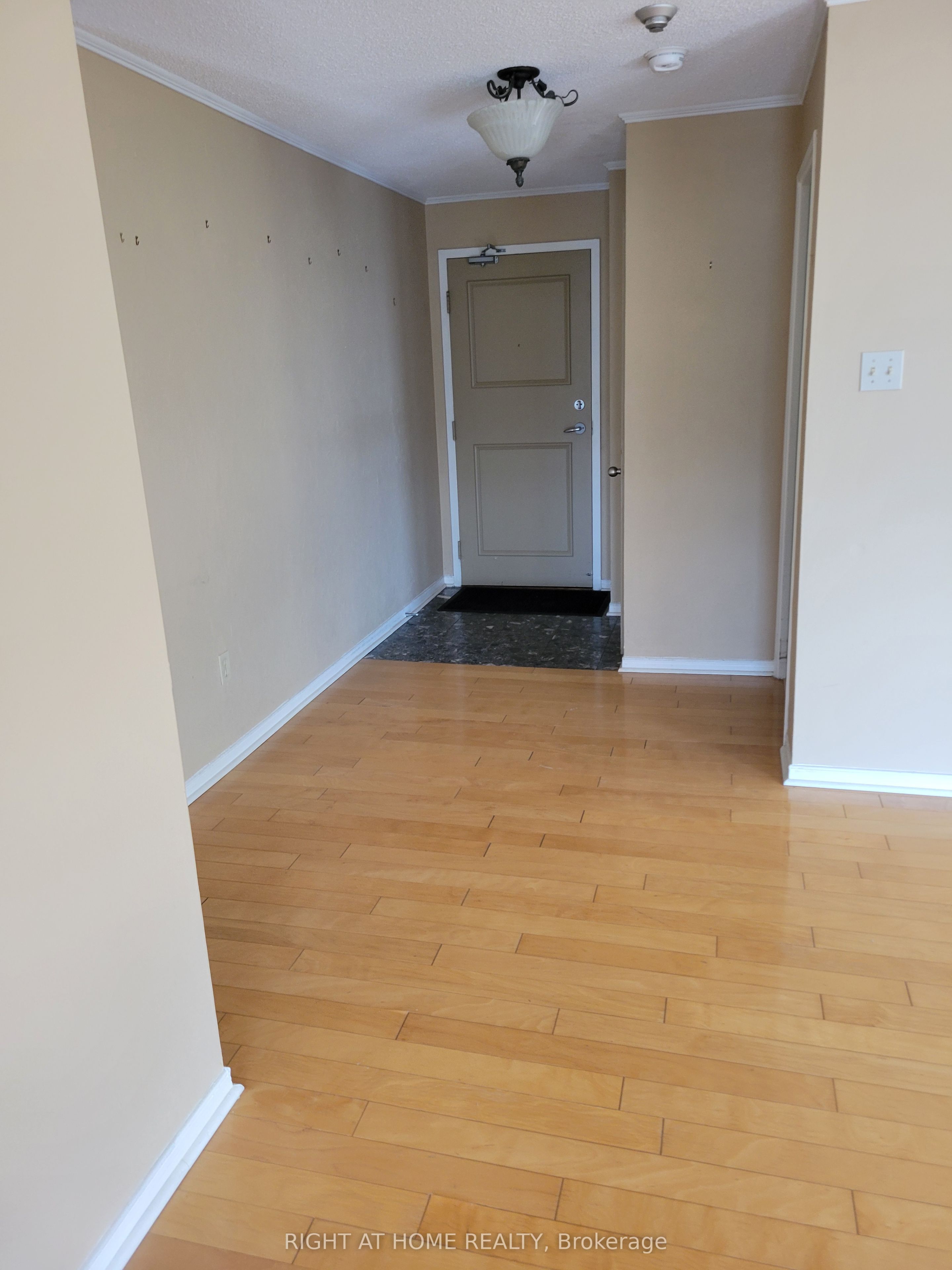 75 King Street E Ph2 Property Photo 22