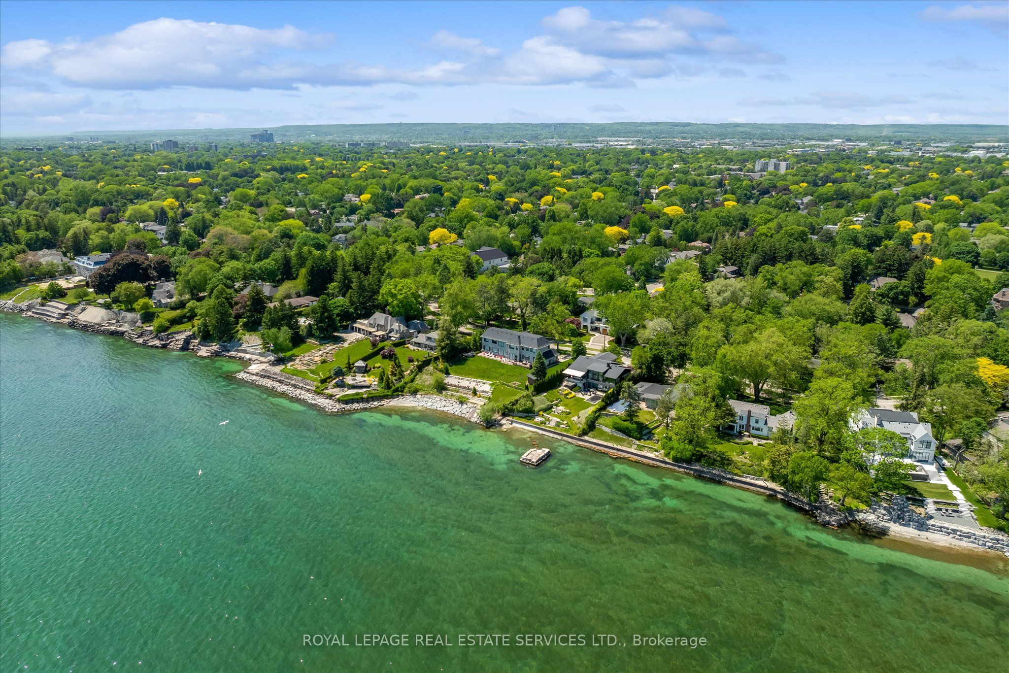 4163 Lakeshore Road Property Photo 6