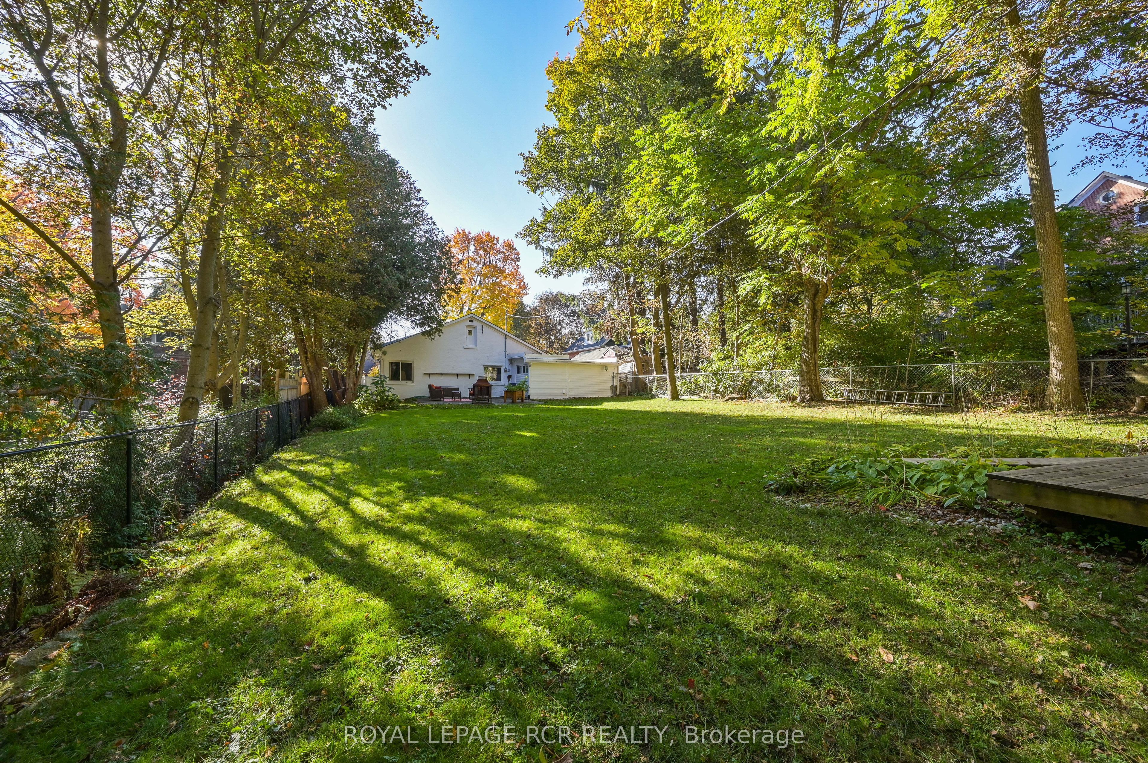 7 Third Avenue Property Photo 3