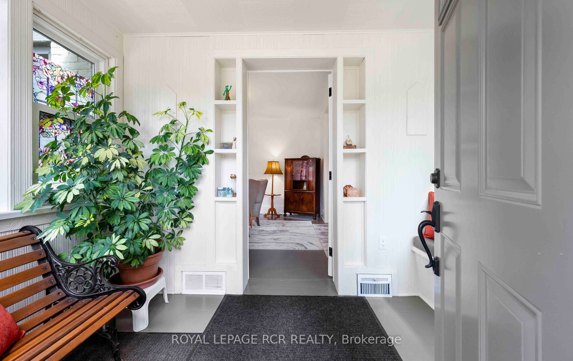 7 Third Avenue Property Photo 6
