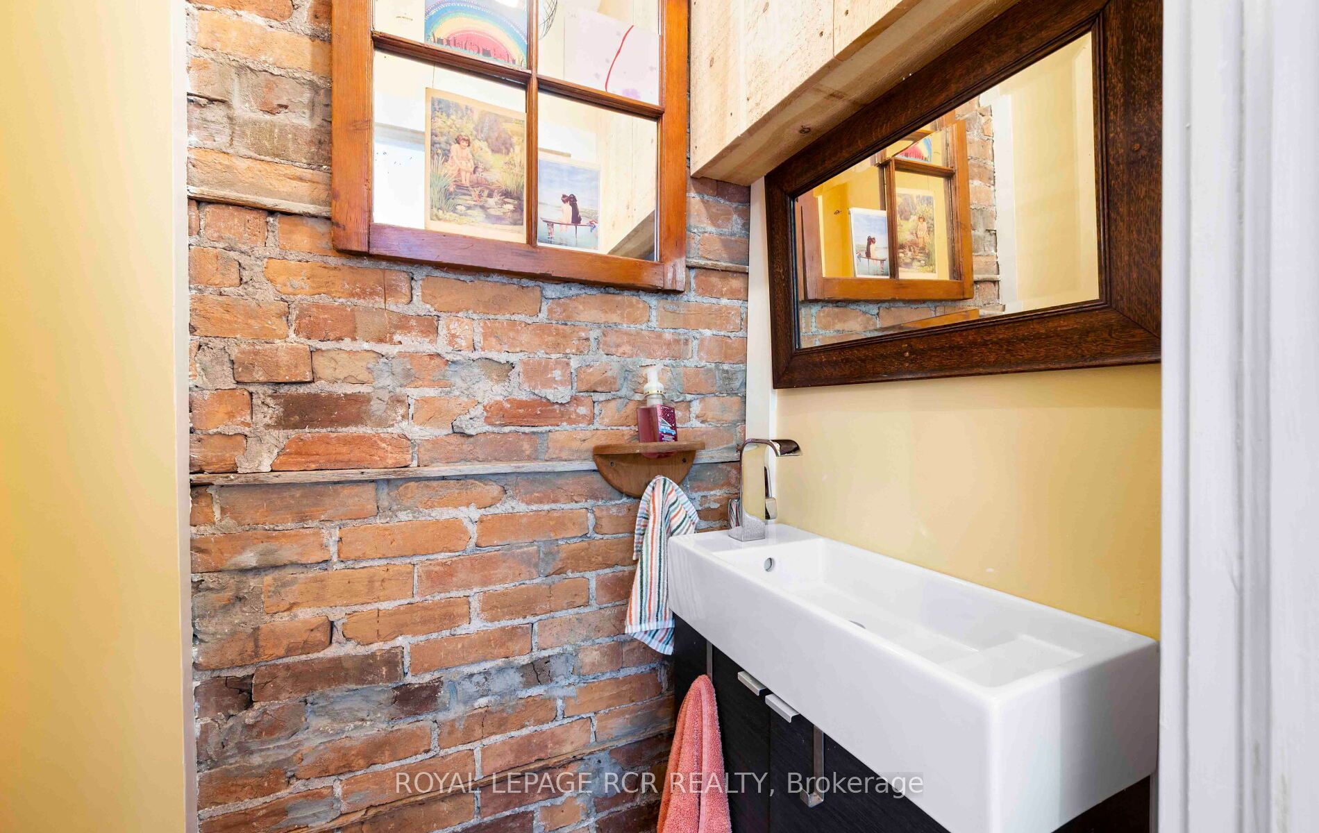 7 Third Avenue Property Photo 22