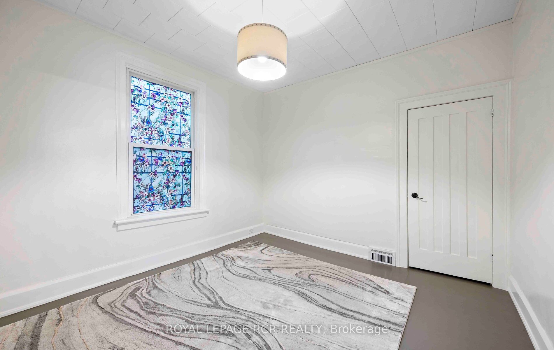 7 Third Avenue Property Photo 27