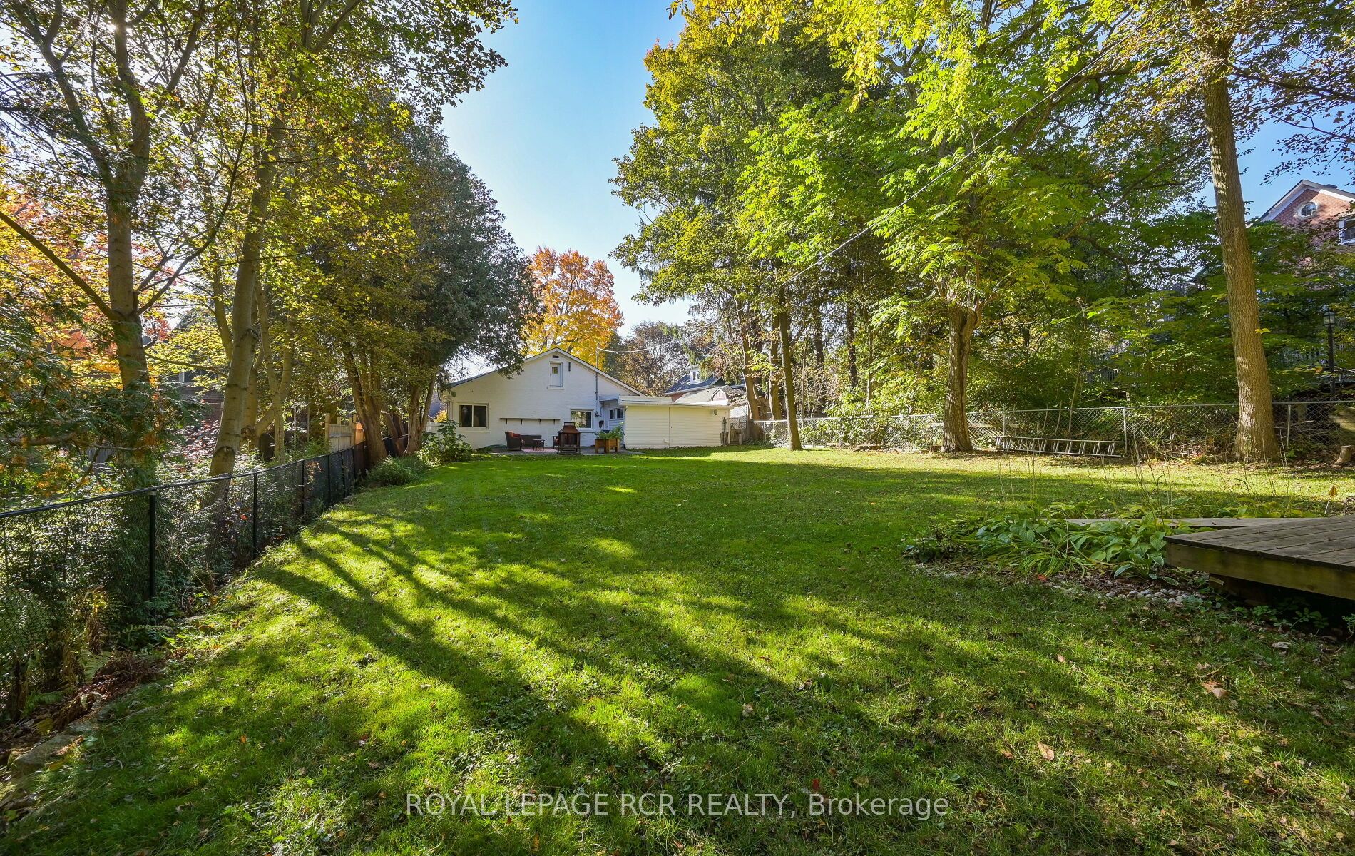 7 Third Avenue Property Photo 38