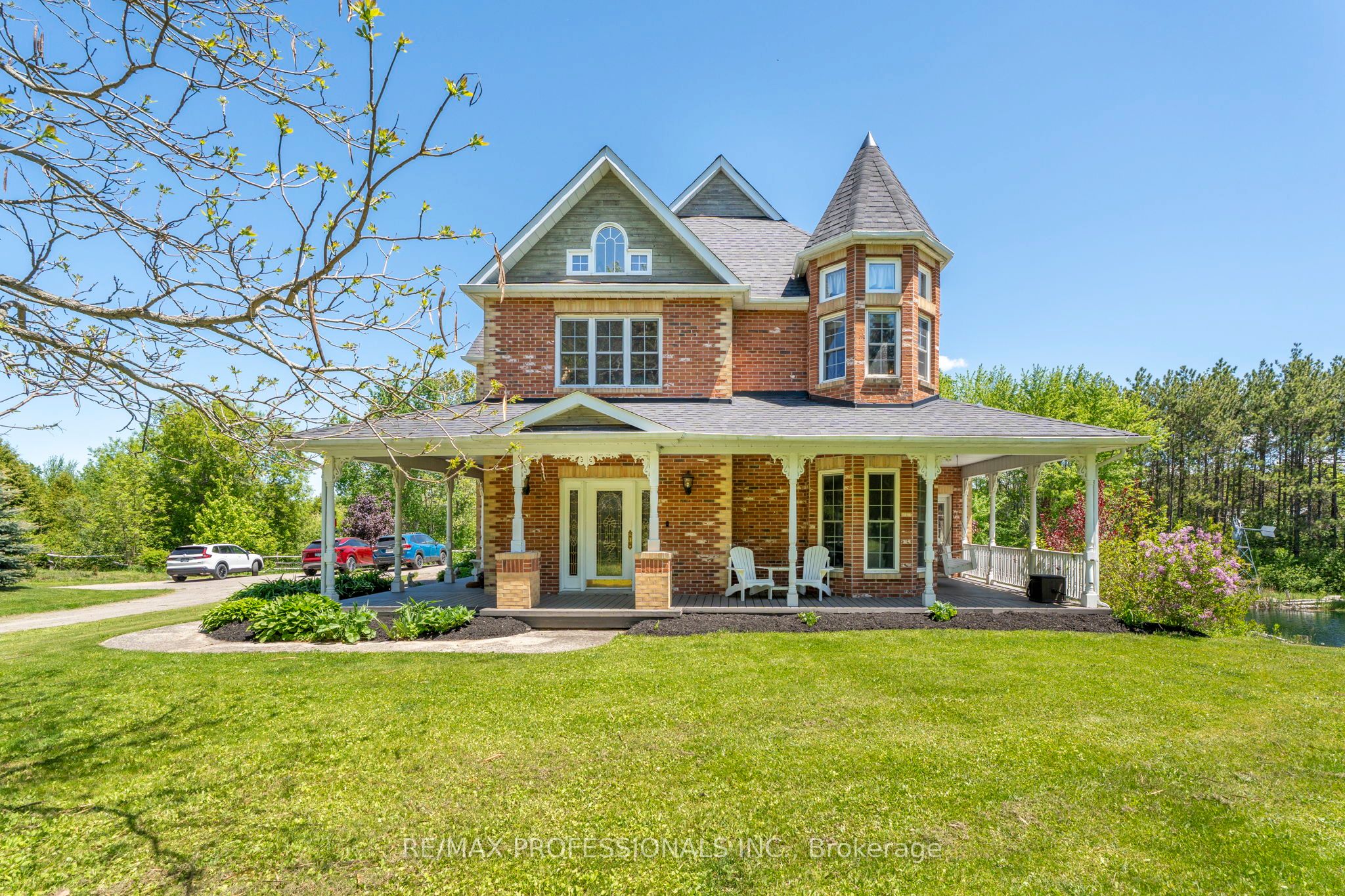 18655 Heart Lake Road Property Photo 3