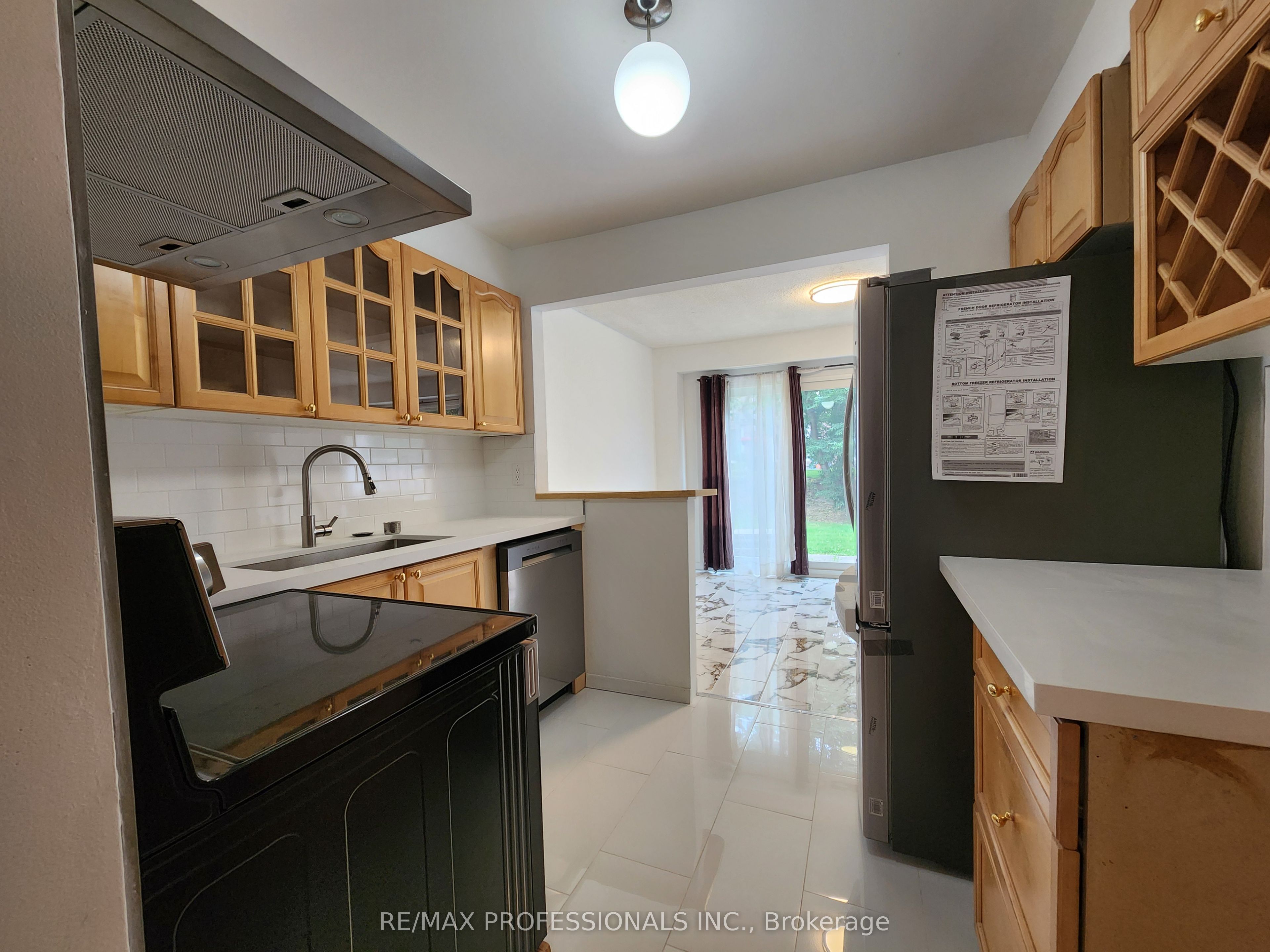 3079 Fifth Line W 31 Property Photo 7