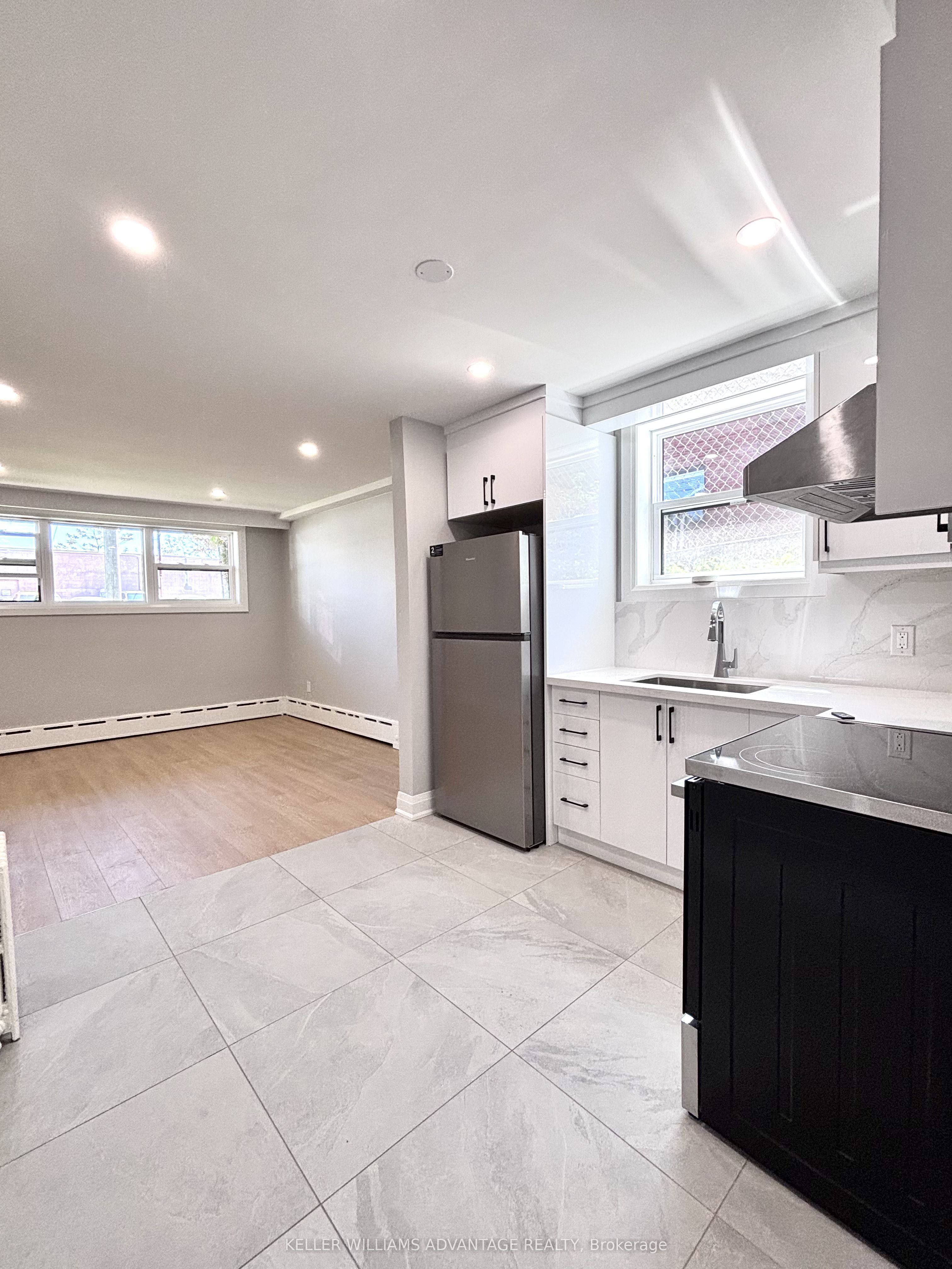 100 Portland Street Property Photo 5