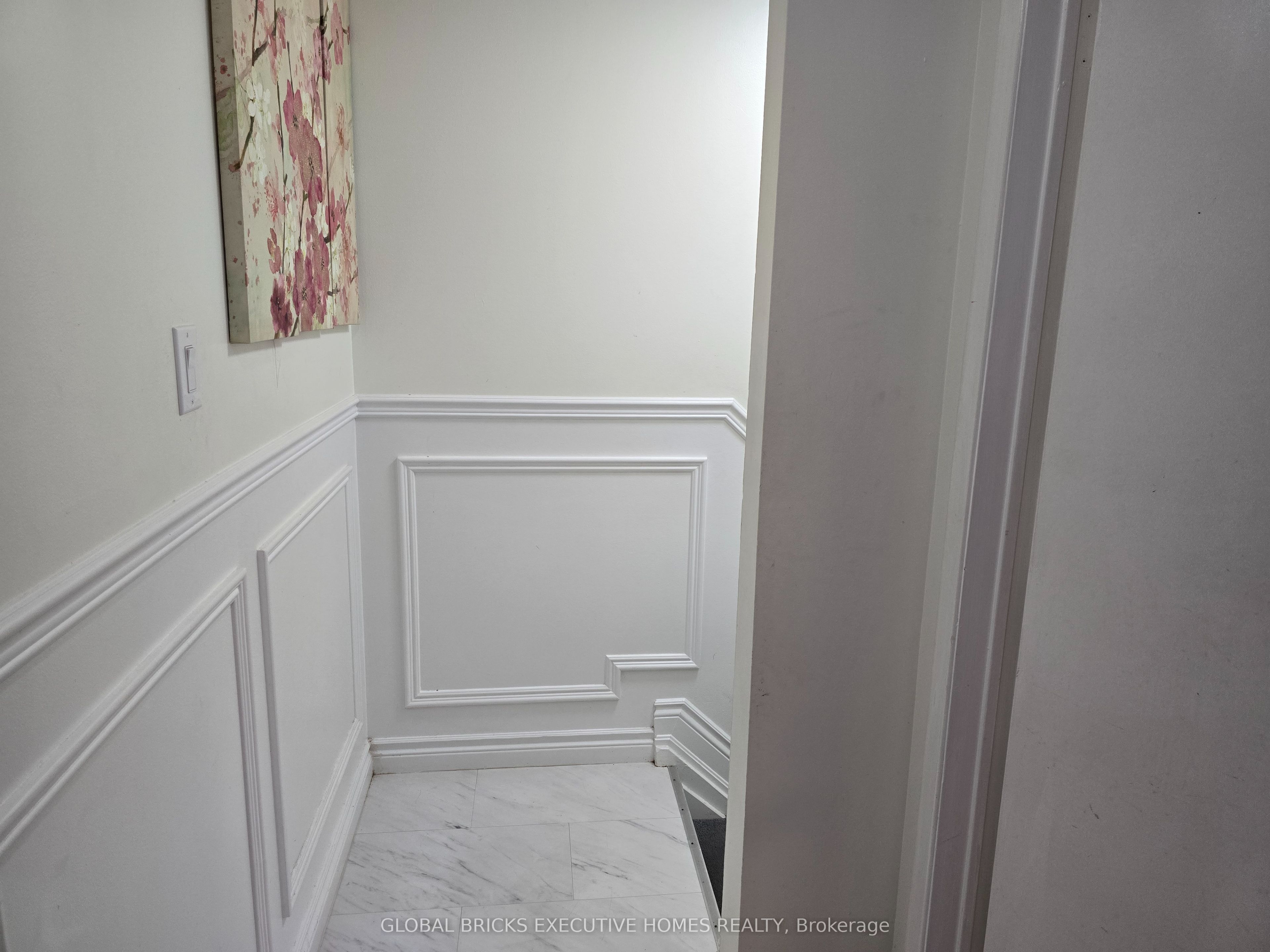 57 Hansen Road N 34 Property Photo 29