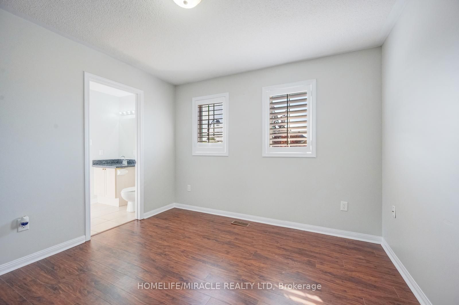 17 Latania Boulevard Property Photo 31