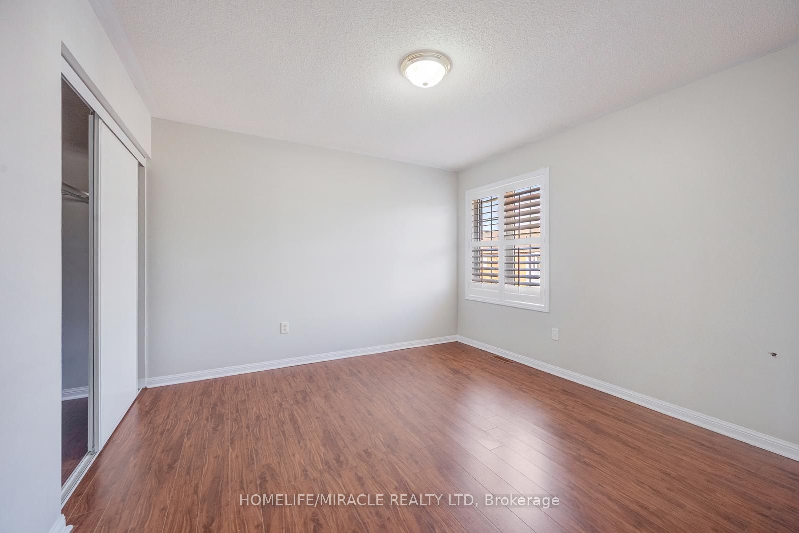 17 Latania Boulevard Property Photo 36