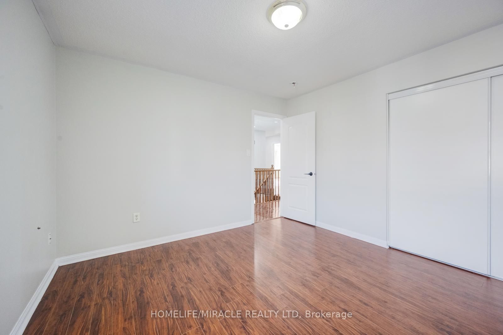 17 Latania Boulevard Property Photo 37