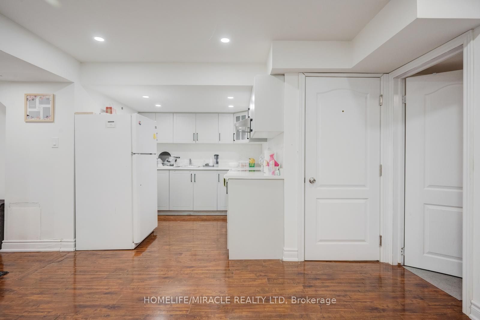 17 Latania Boulevard Property Photo 40