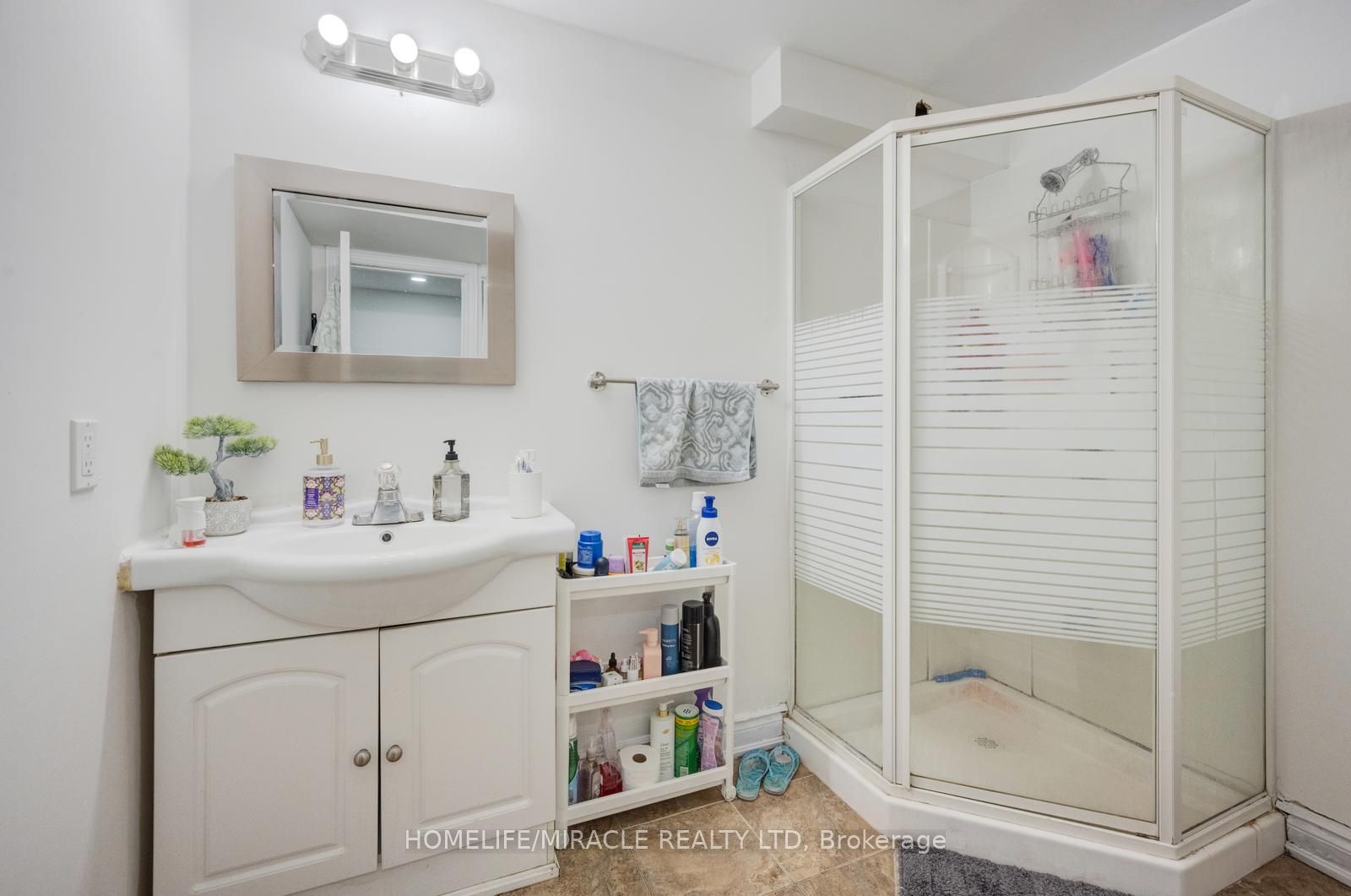 17 Latania Boulevard Property Photo 45