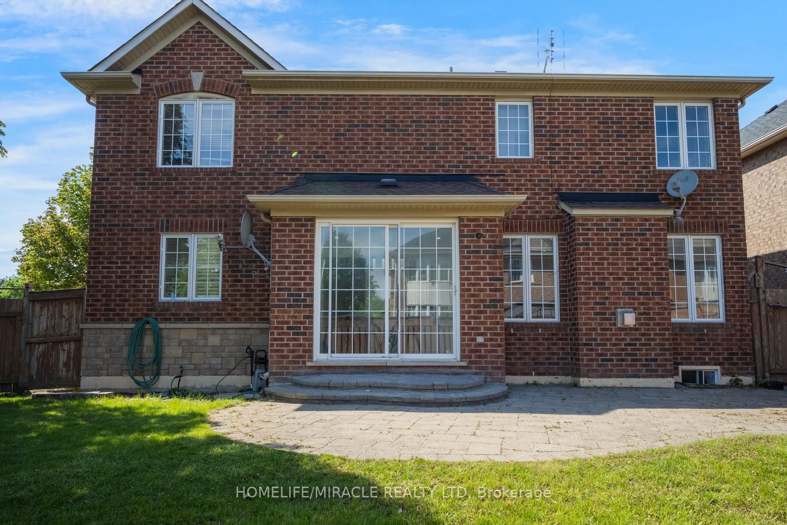 17 Latania Boulevard Property Photo 49