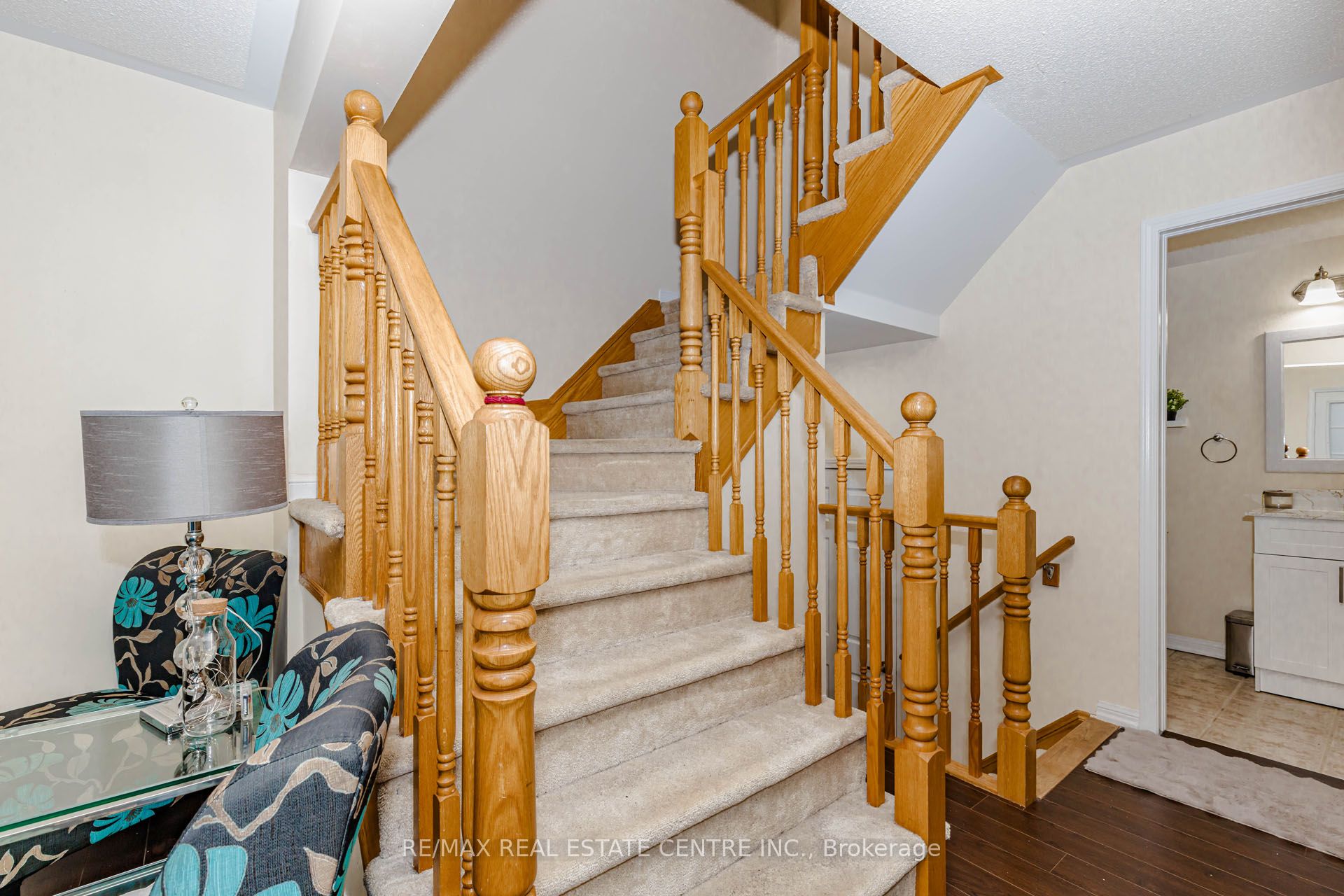 924 Burgess Gardens Property Photo 29