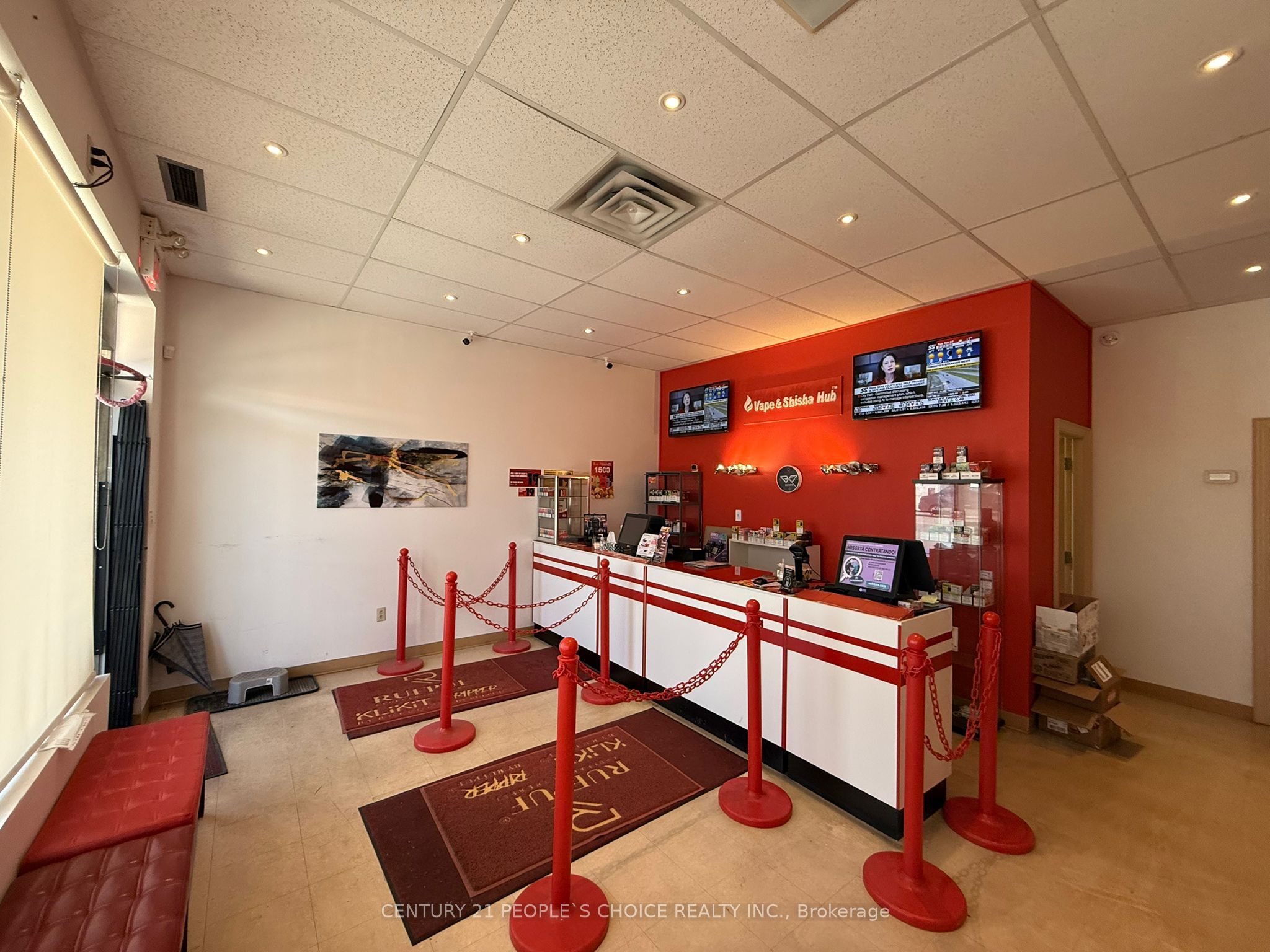 14 Lakeshore Road E 4a Property Photo 4