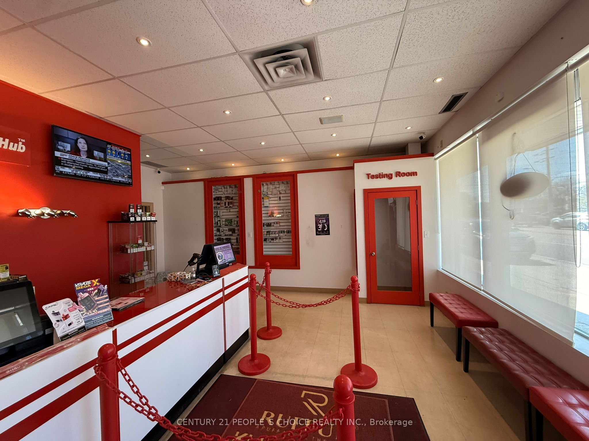 14 Lakeshore Road E 4a Property Photo 6