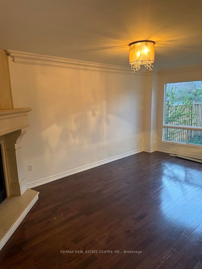 1561 Wintergrove Gardens Property Photo 7