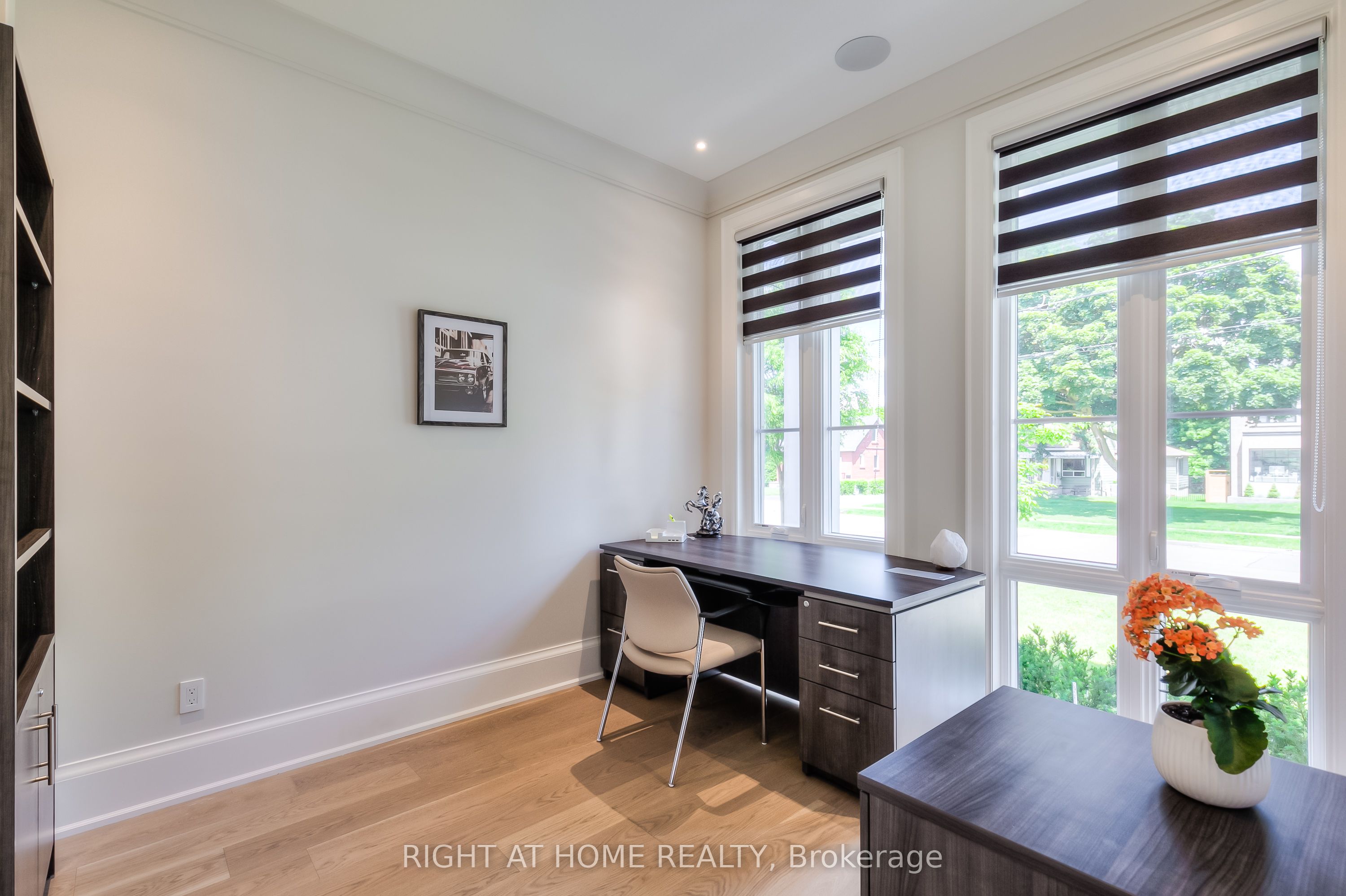 124 Shaver Avenue N Property Photo 17