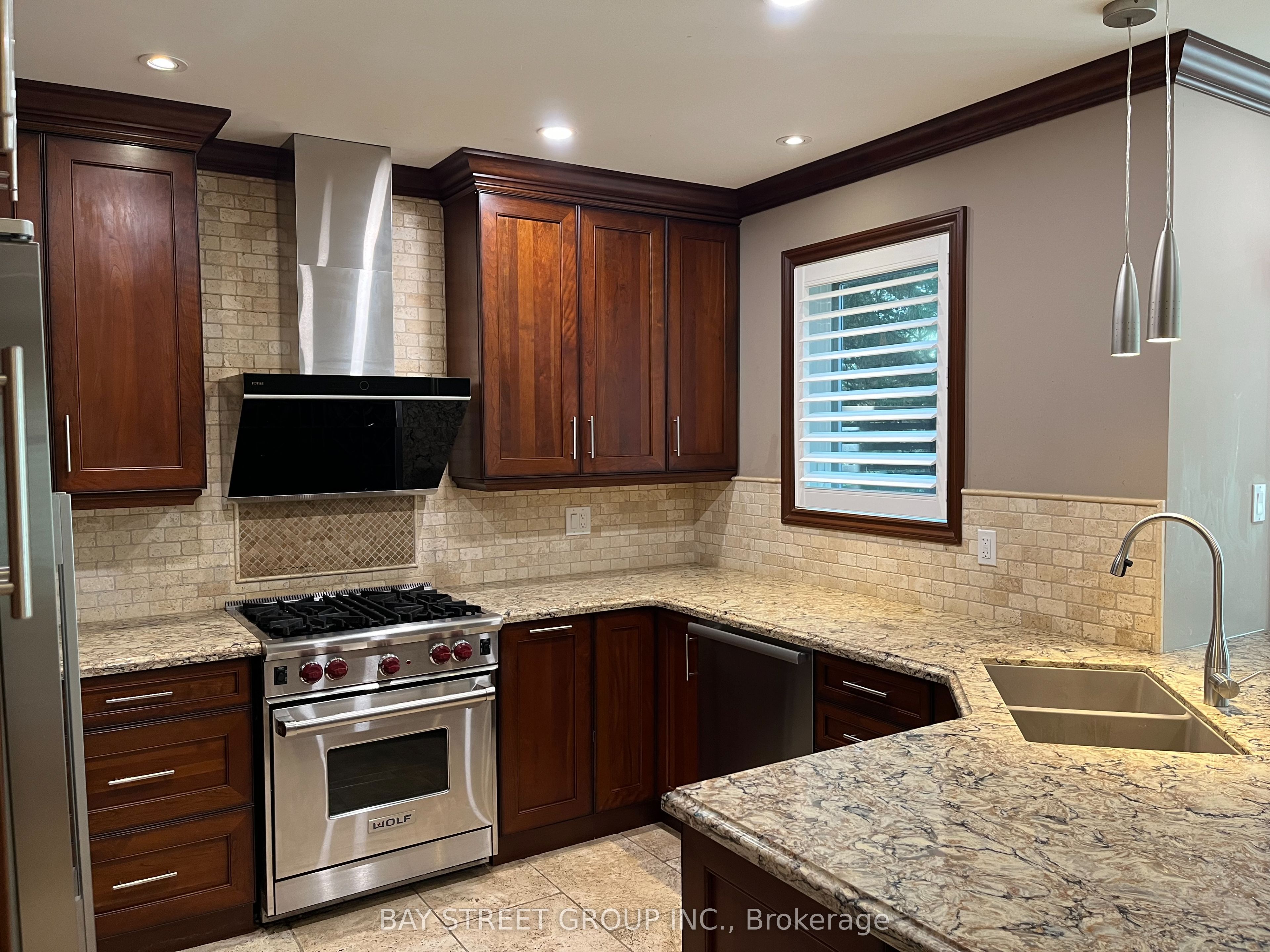 1035 Masters Green Property Photo 14
