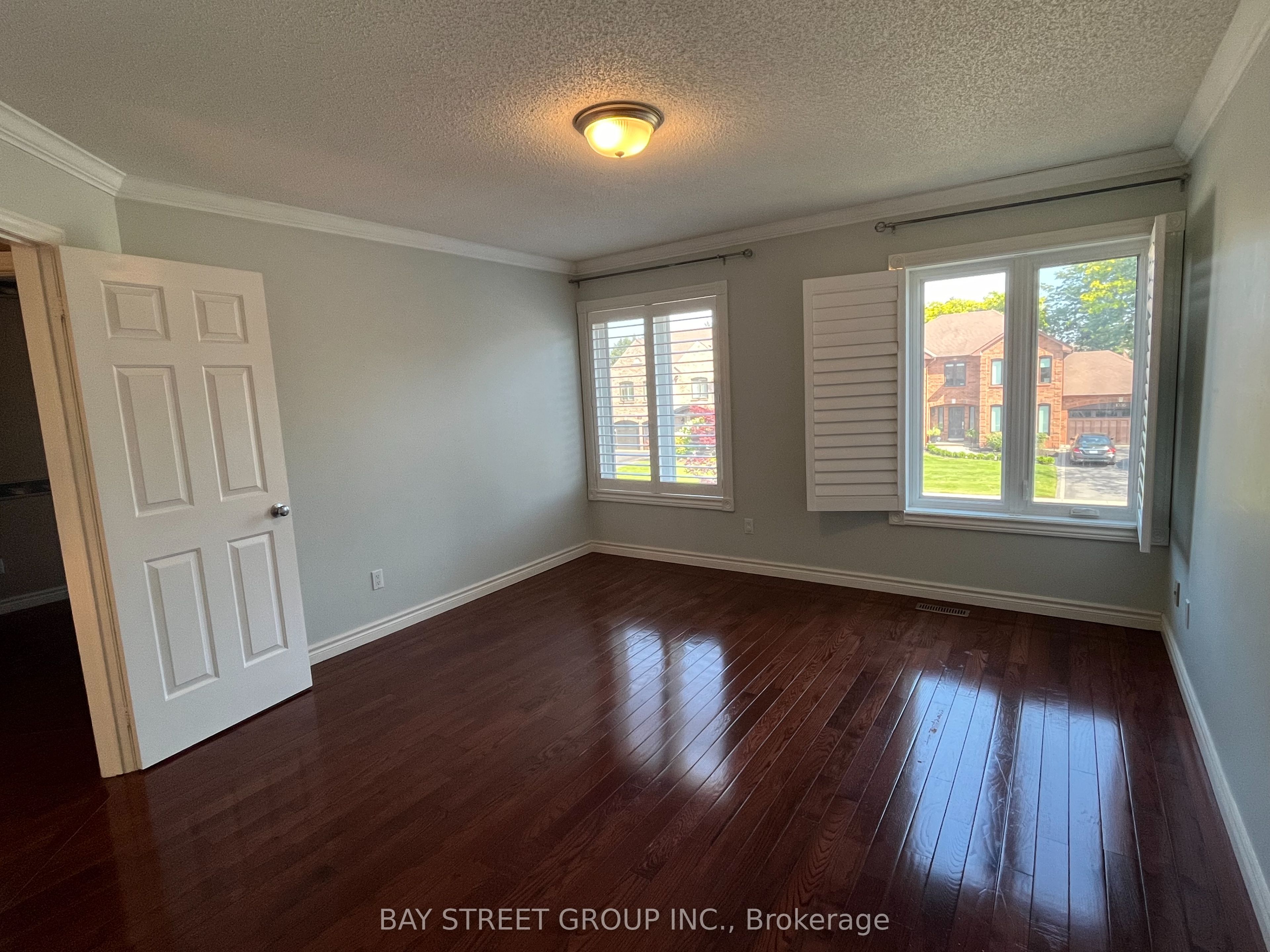 1035 Masters Green Property Photo 27