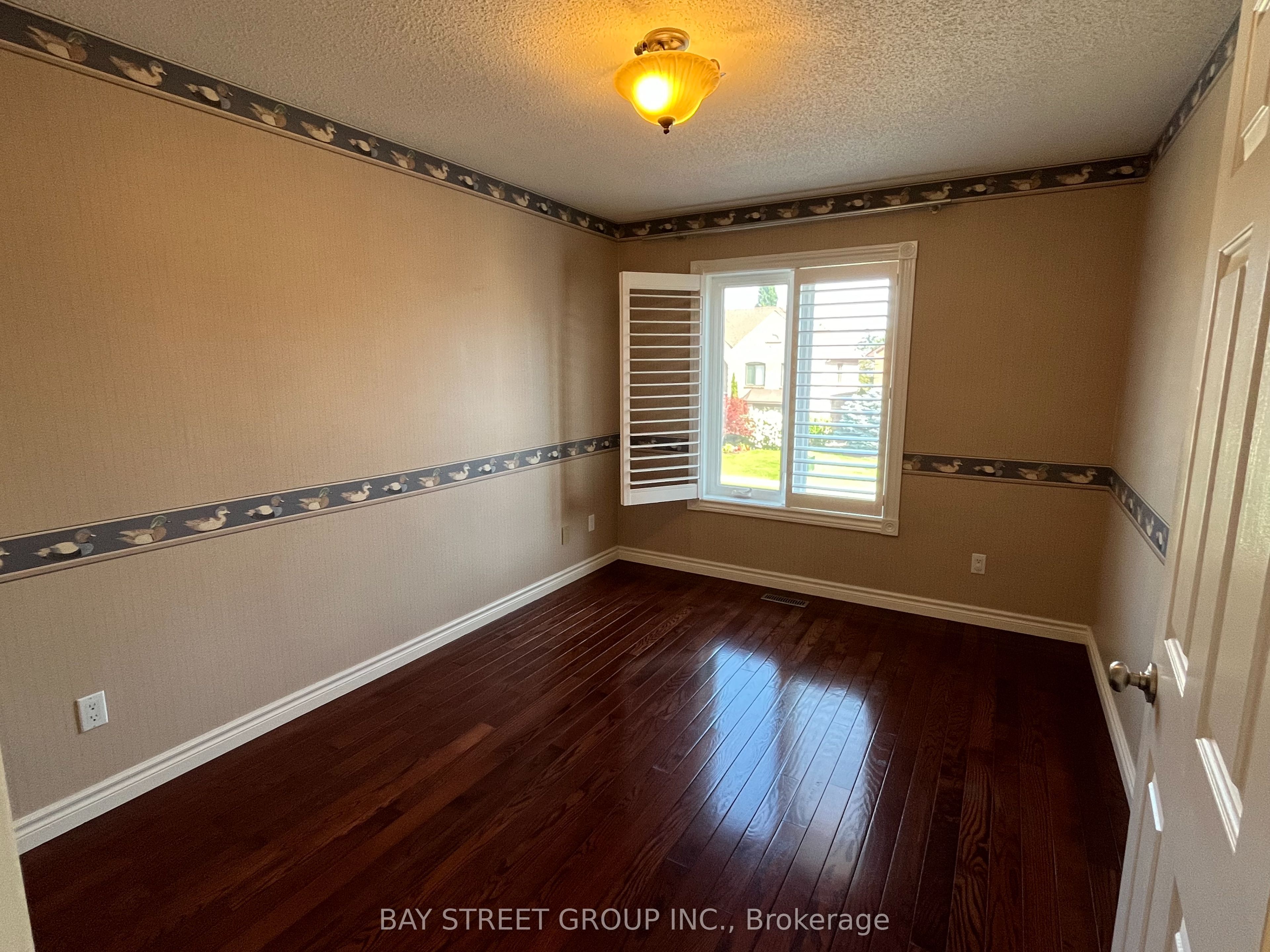 1035 Masters Green Property Photo 29