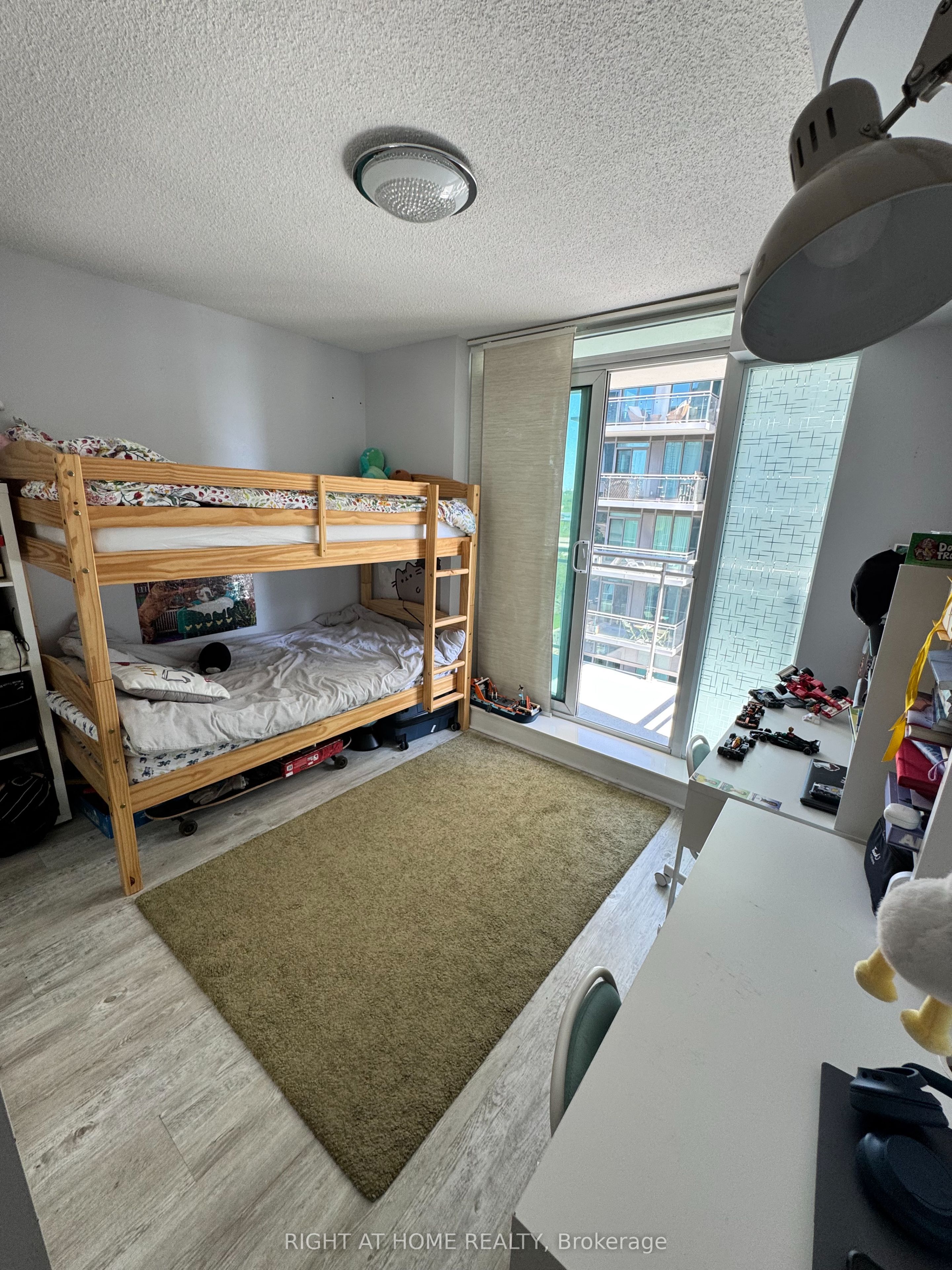 2121 Lake Shore Boulevard W 906 Property Photo 7