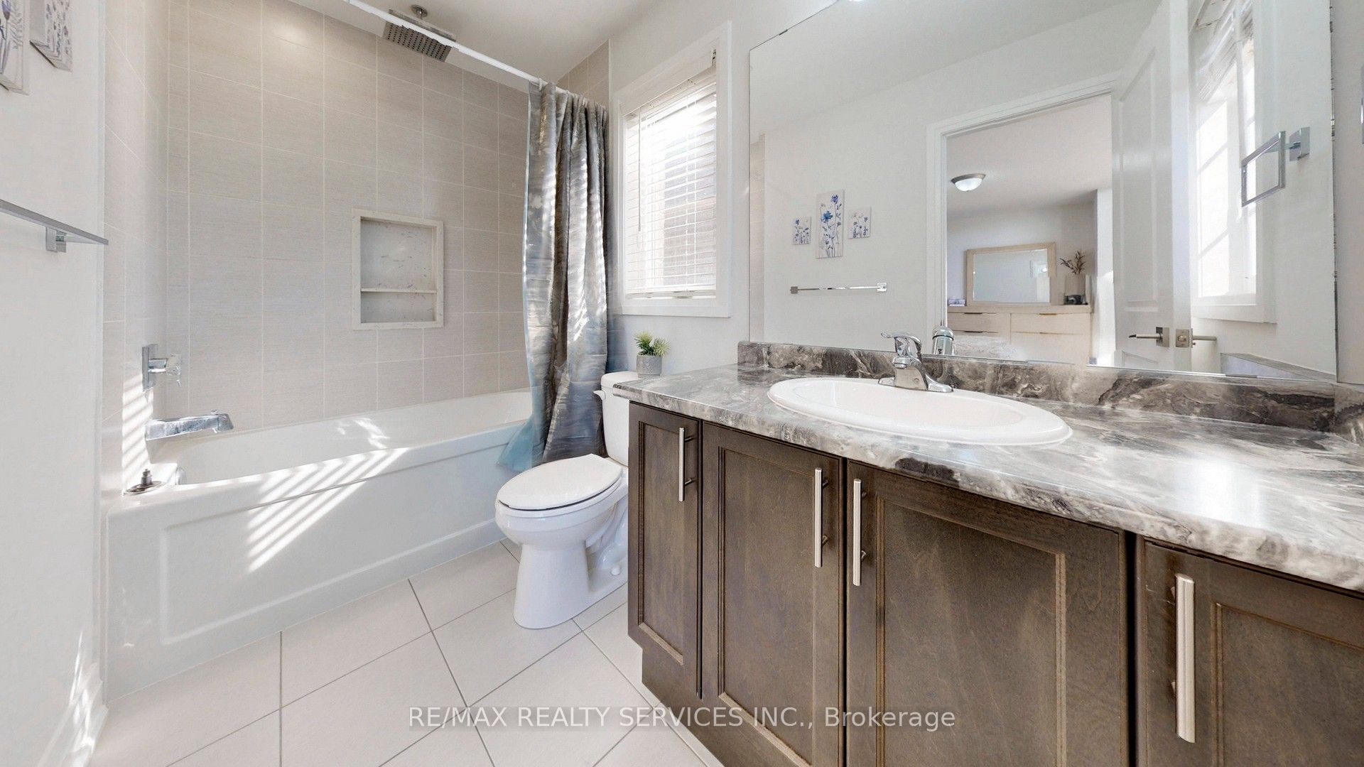 15 Rolling Rock Way Property Photo 26