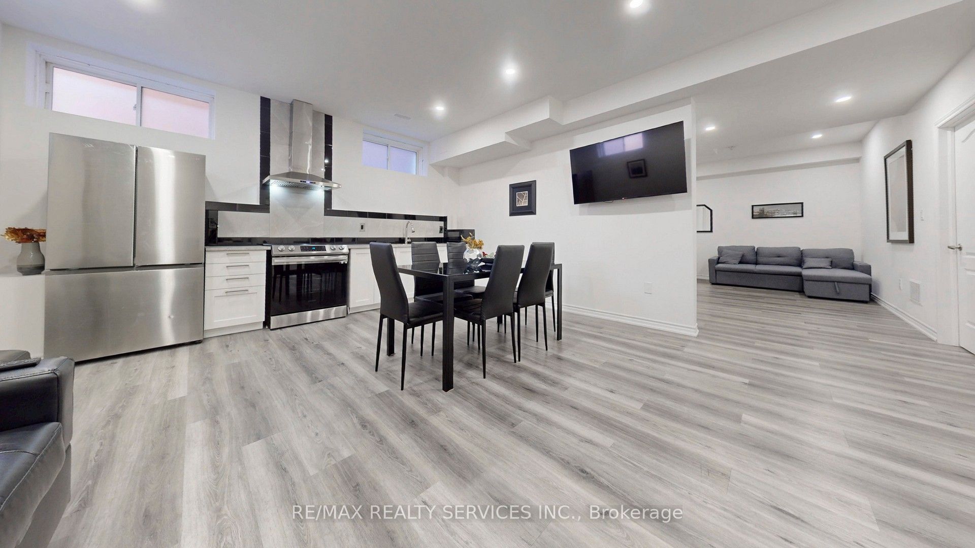 15 Rolling Rock Way Property Photo 35