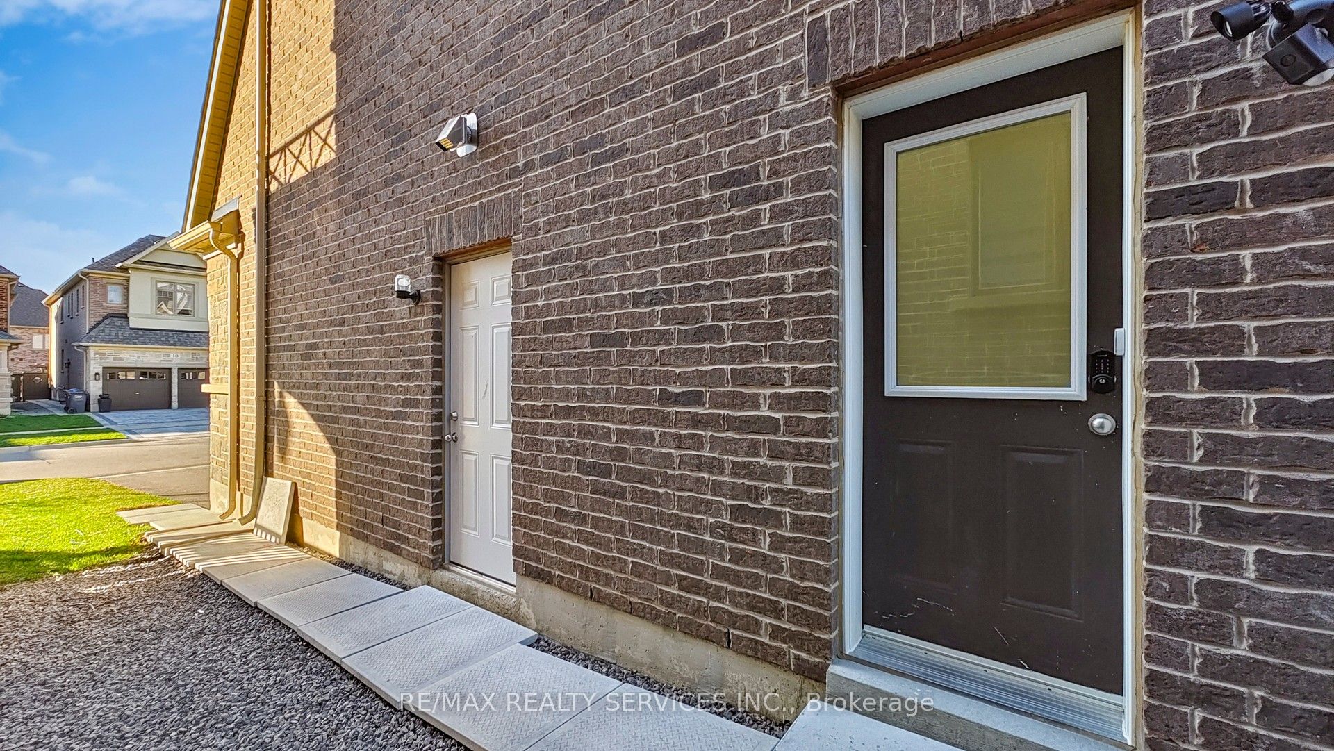 15 Rolling Rock Way Property Photo 42