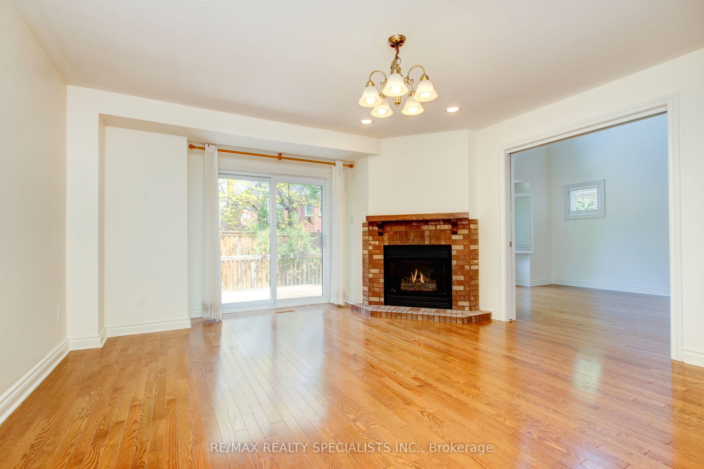 5480 Glen Erin Drive 66 Property Photo 13