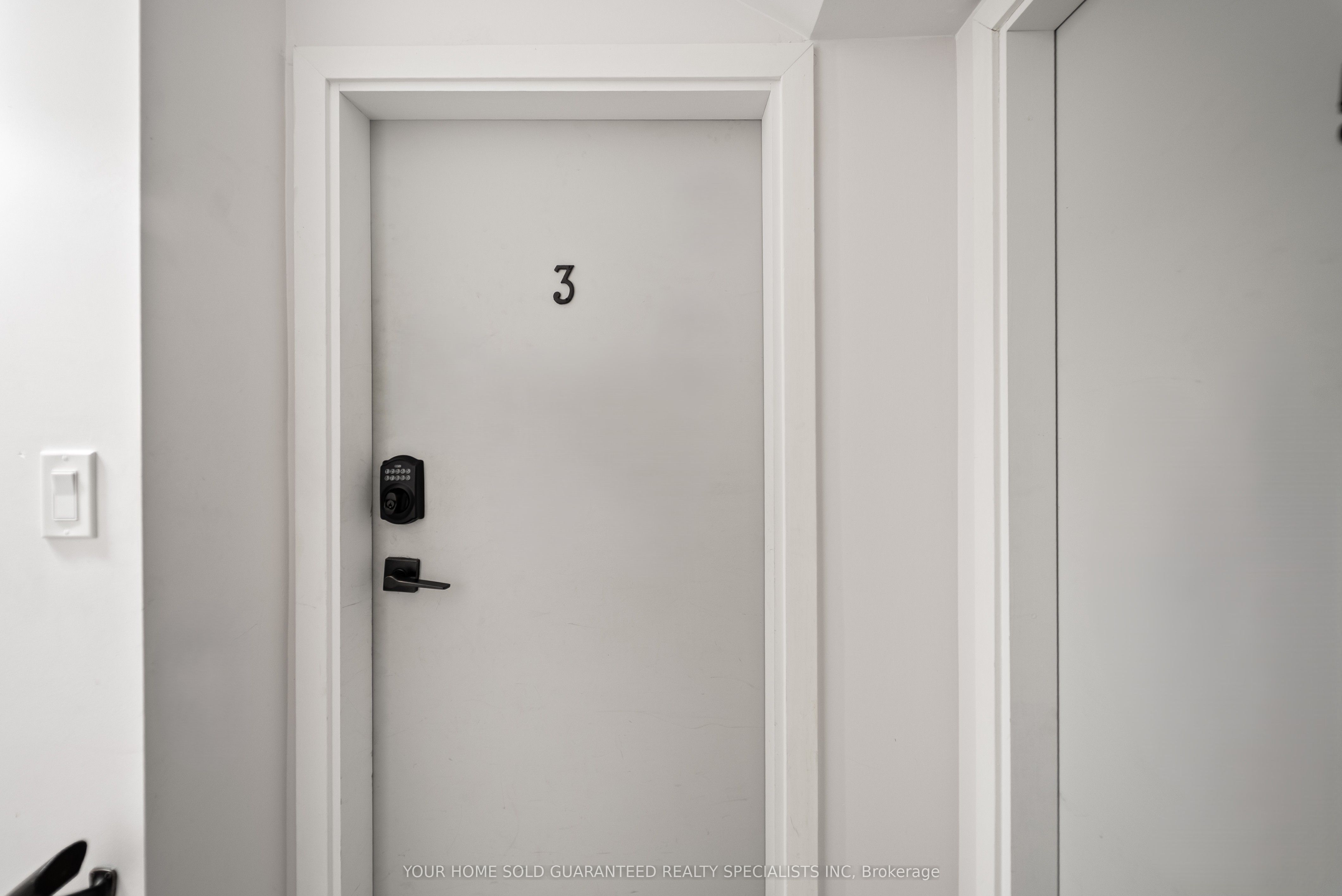 2014 Edinburgh Drive Property Photo 11