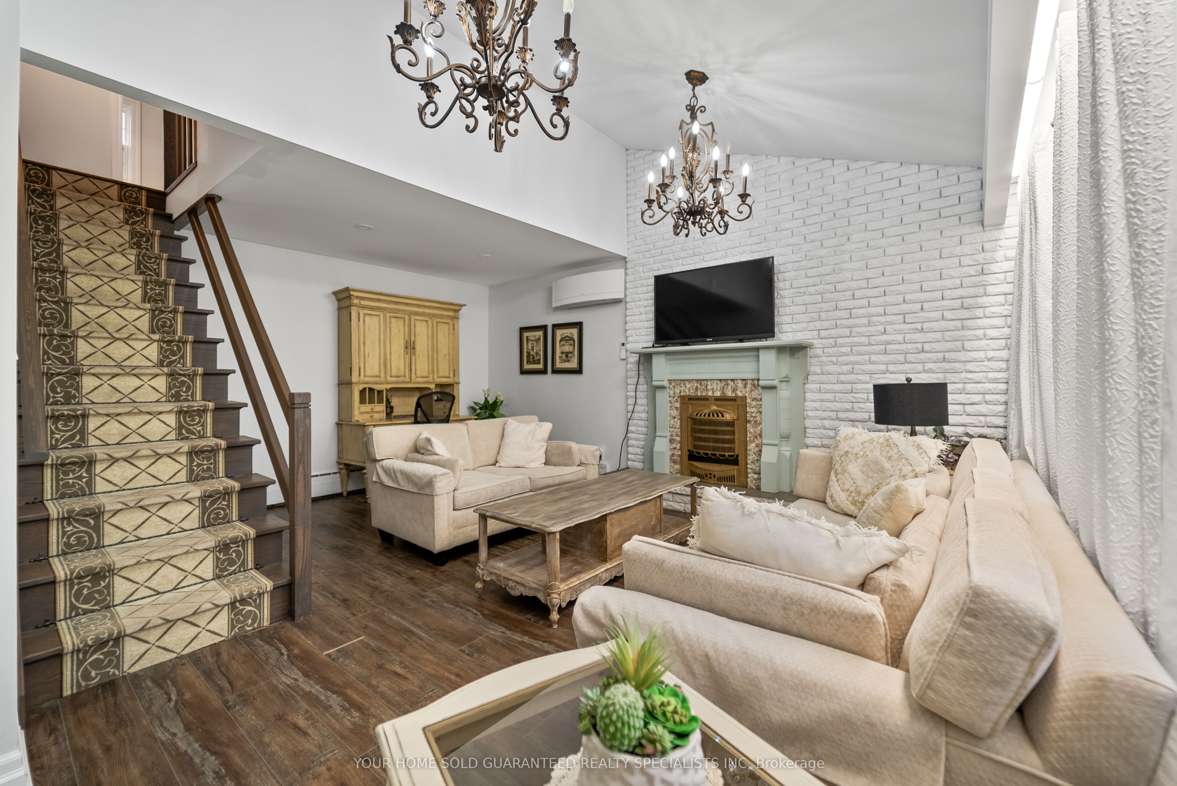 2014 Edinburgh Drive Property Photo 32