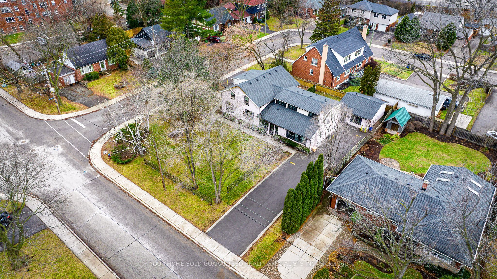 2014 Edinburgh Drive Property Photo 44
