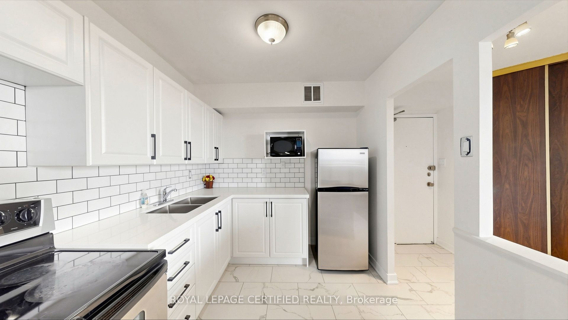 330 Dixon Road 1903 Property Photo 7
