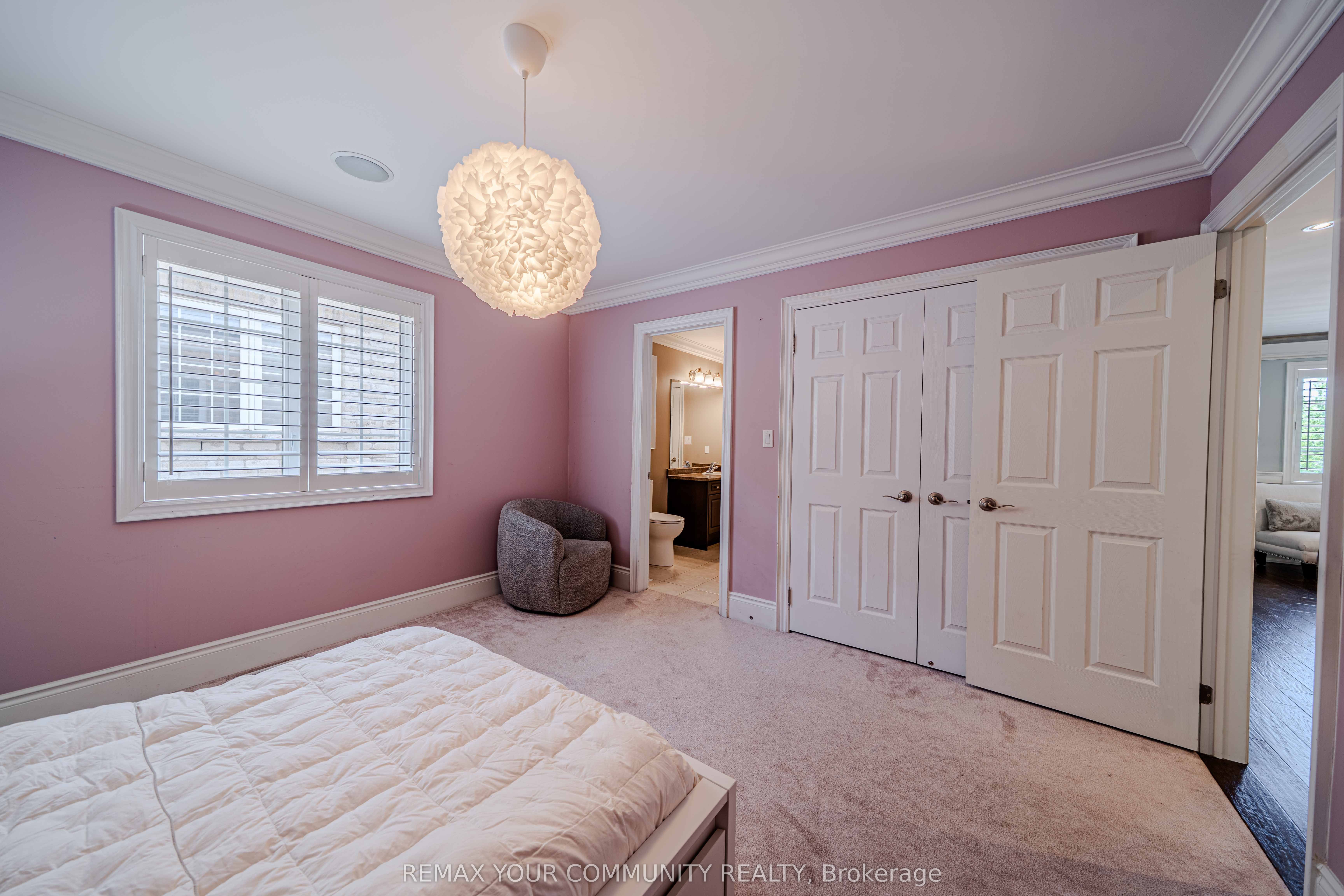 3447 Liptay Avenue Property Photo 28
