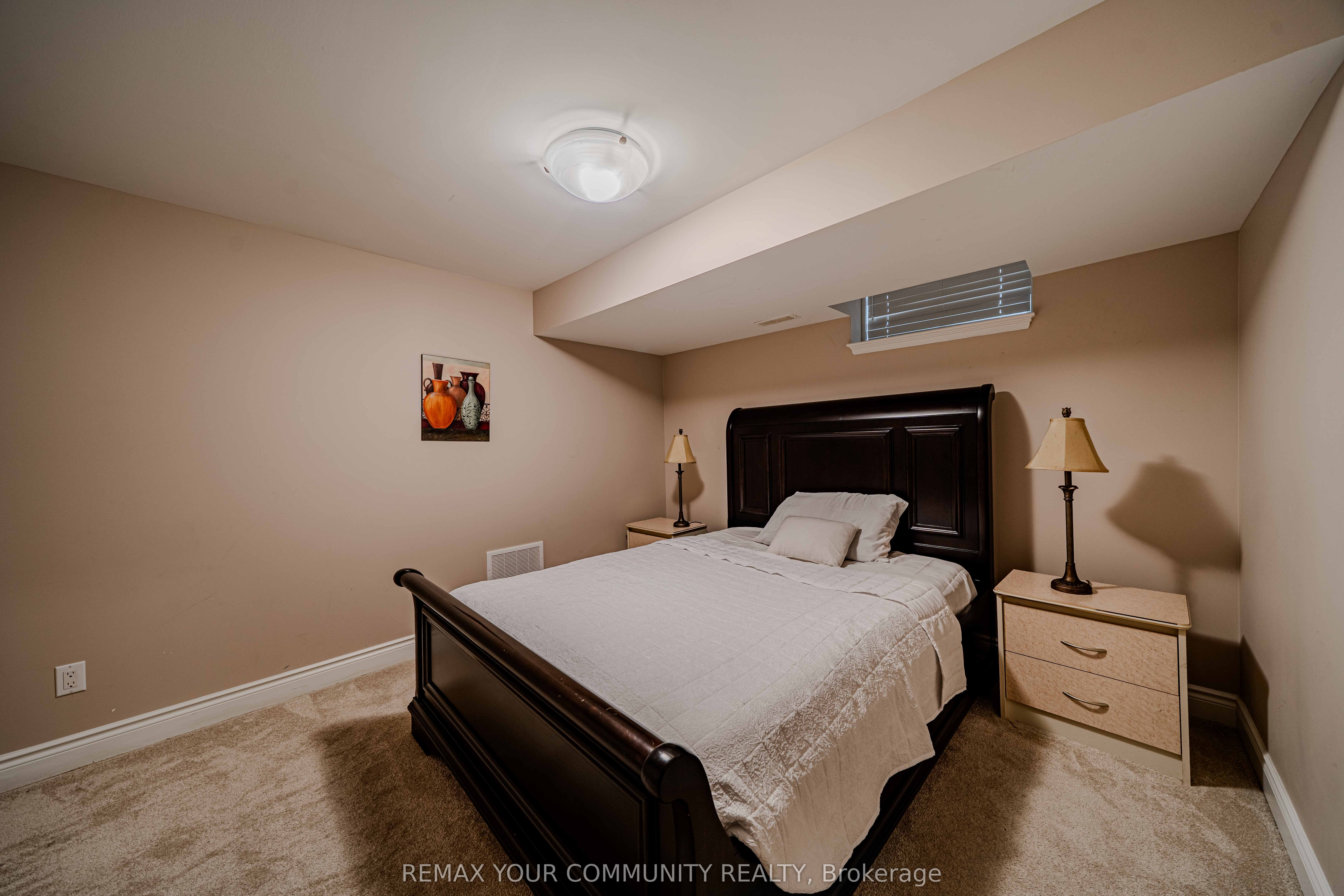 3447 Liptay Avenue Property Photo 33