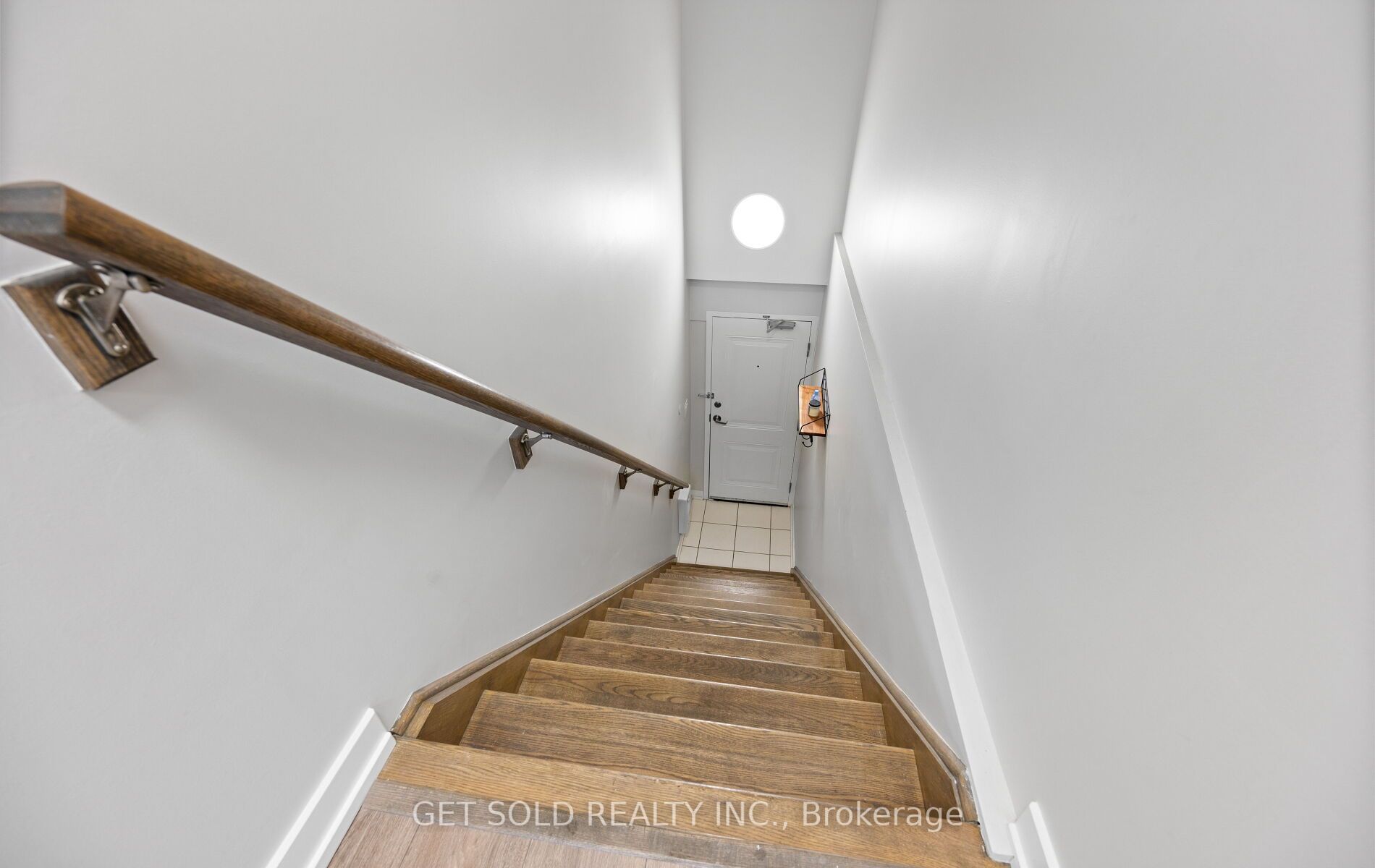 80 Parrotta Drive 132 Property Photo 7