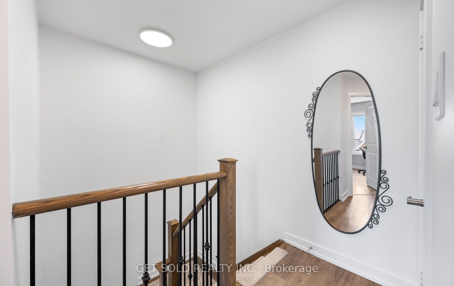 80 Parrotta Drive 132 Property Photo 29