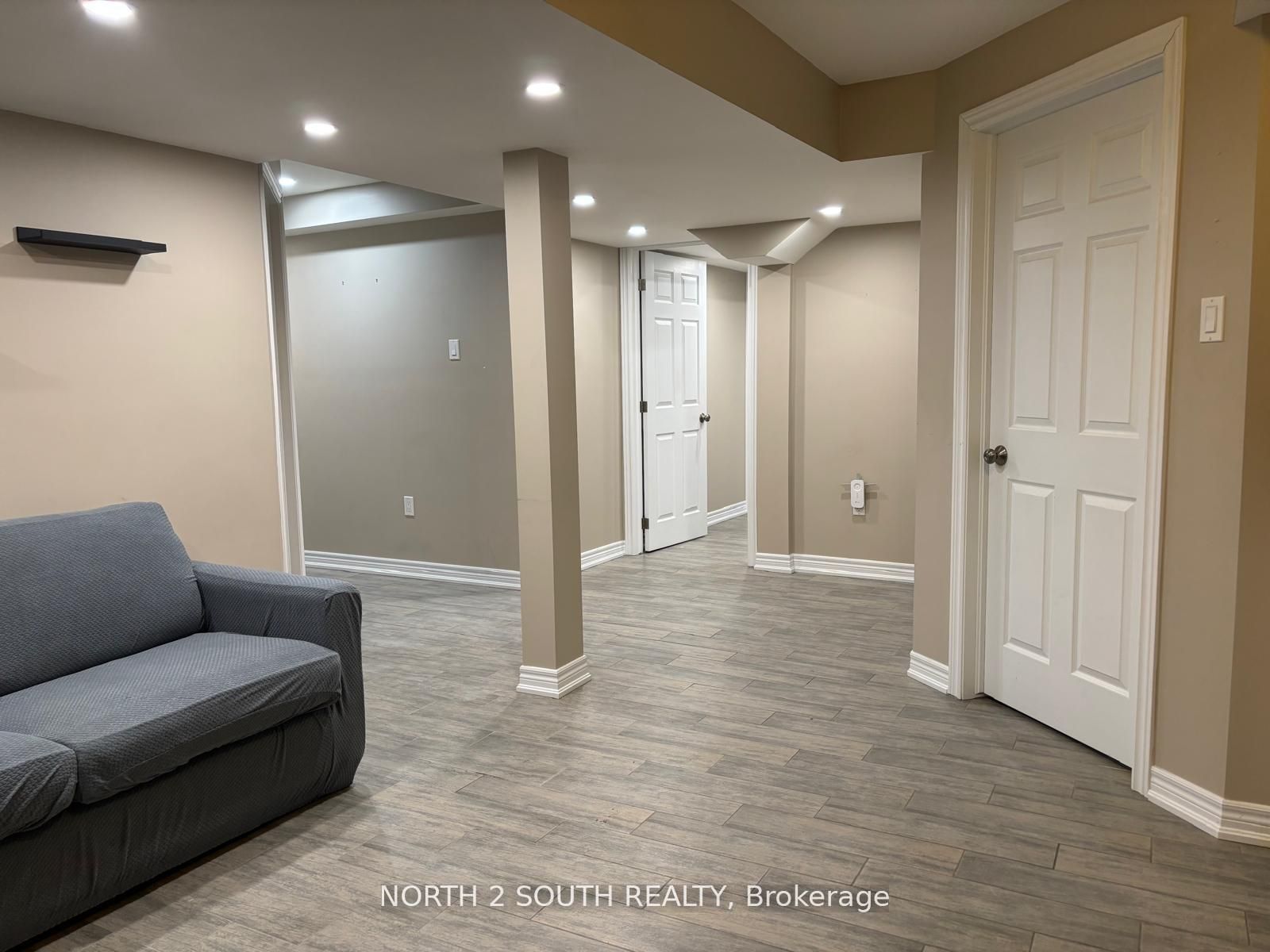 23 Vanwood Crescent Bsmt Property Photo 7