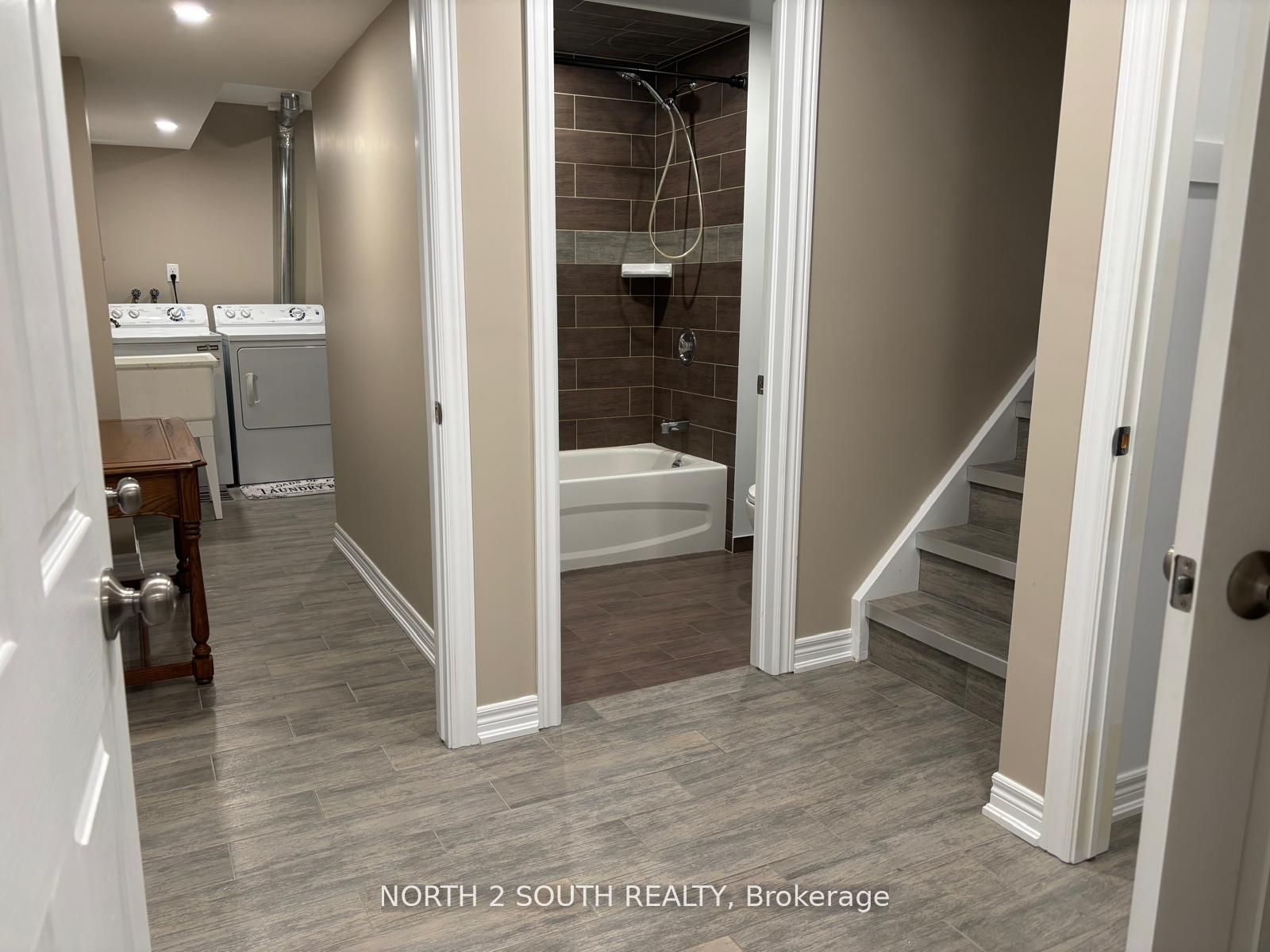 23 Vanwood Crescent Bsmt Property Photo 10