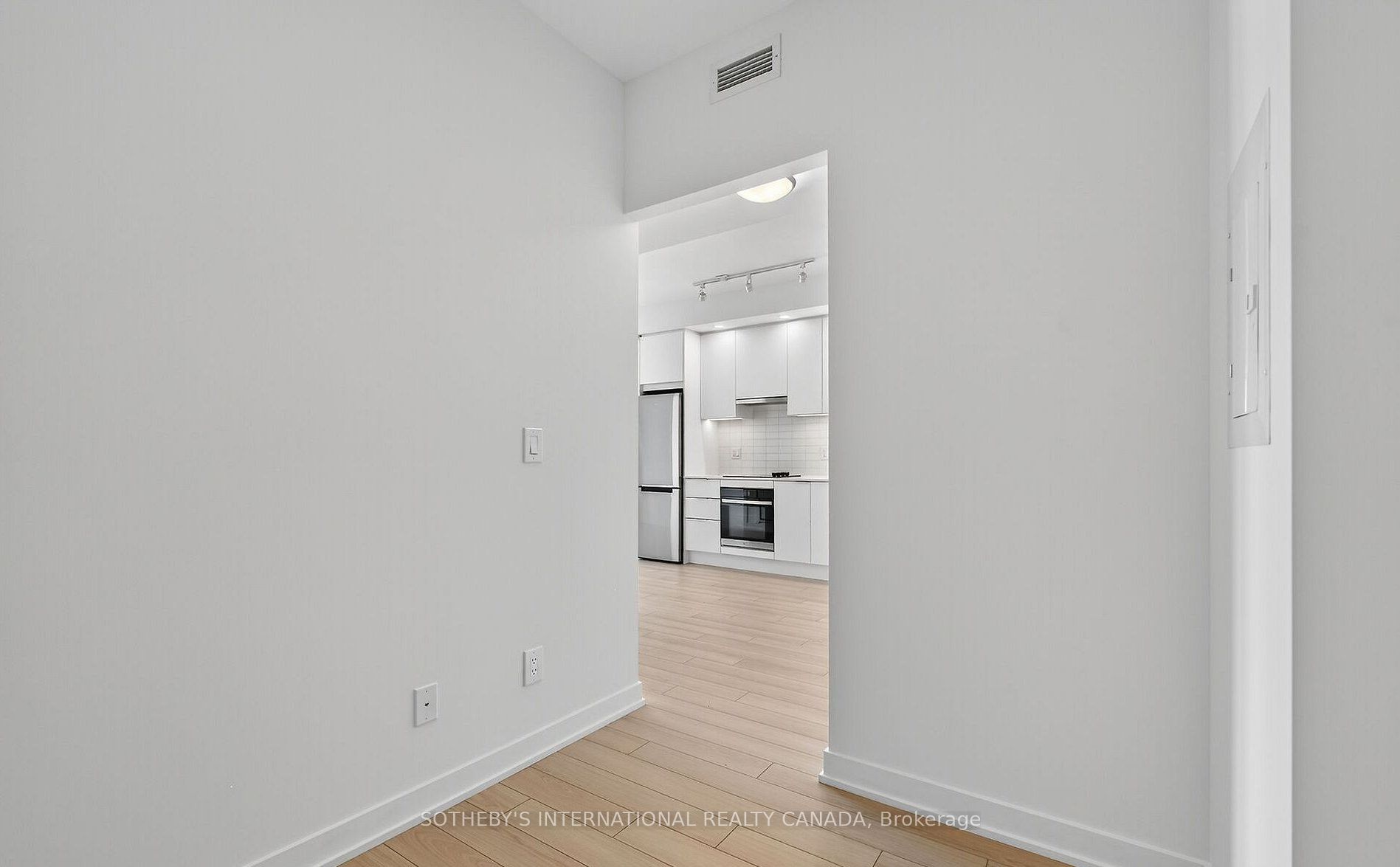 3079 Trafalgar Road 1005 Property Photo 9