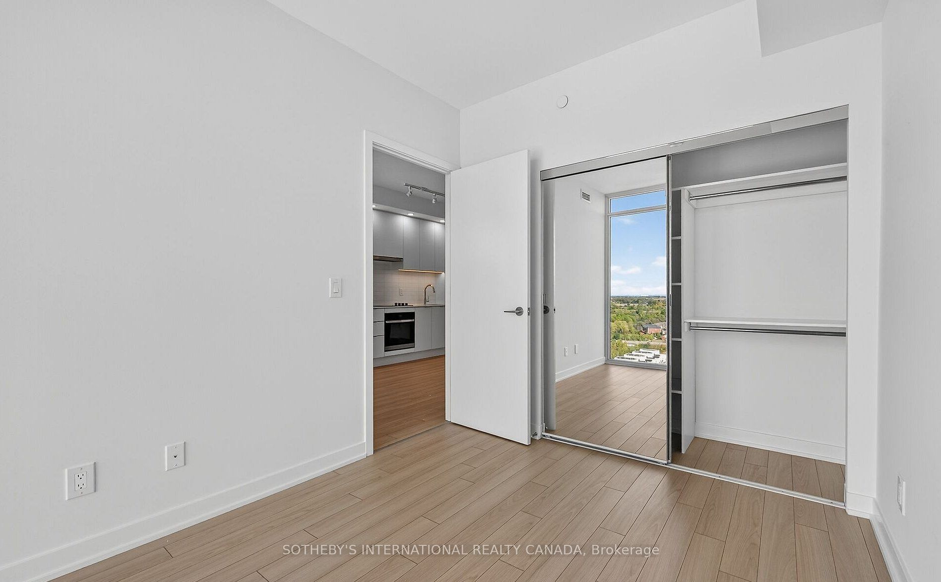 3079 Trafalgar Road 1005 Property Photo 14