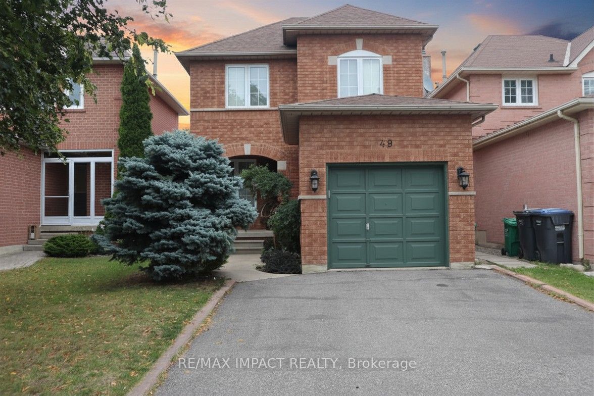 49 Hood Crescent Property Photo 1