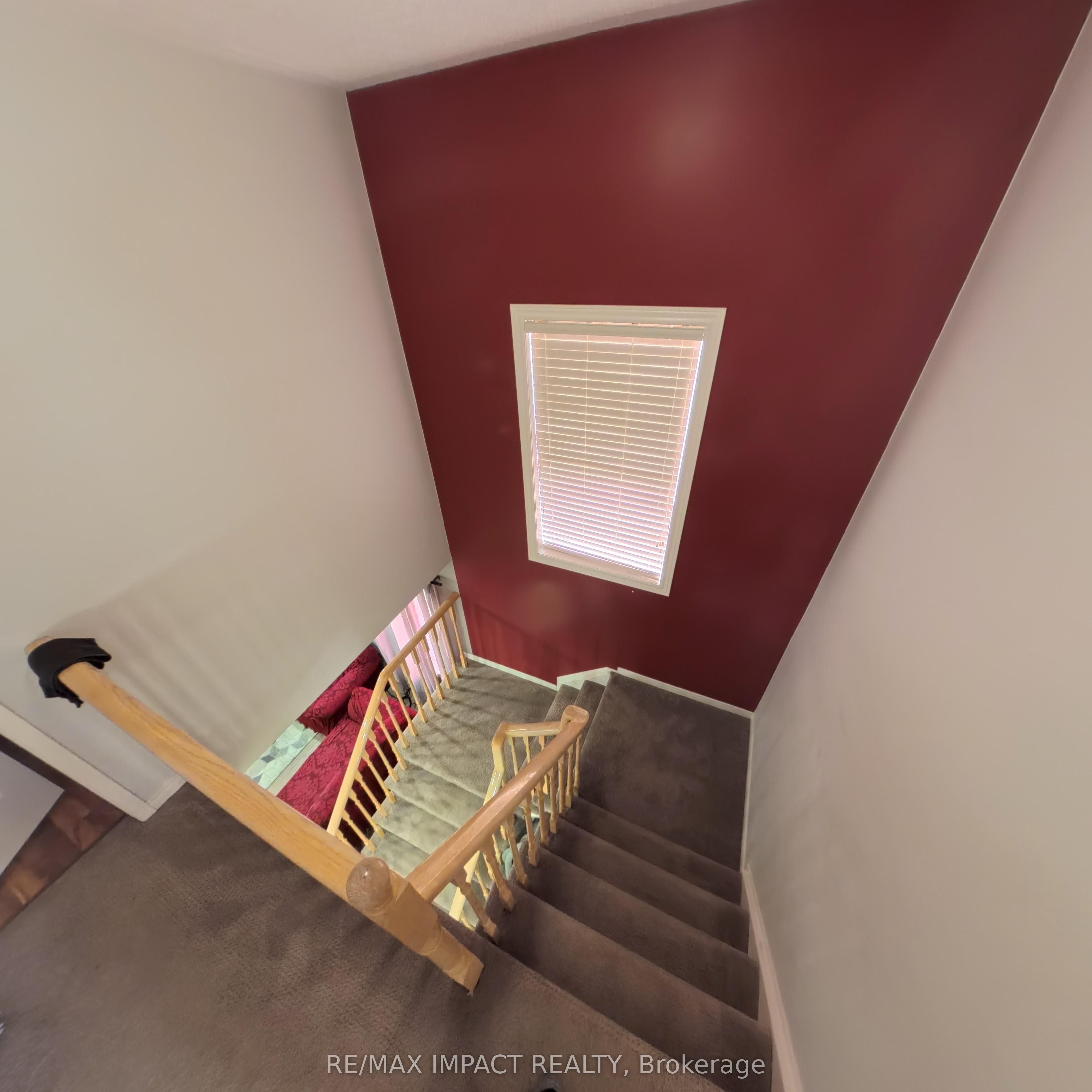 49 Hood Crescent Property Photo 10