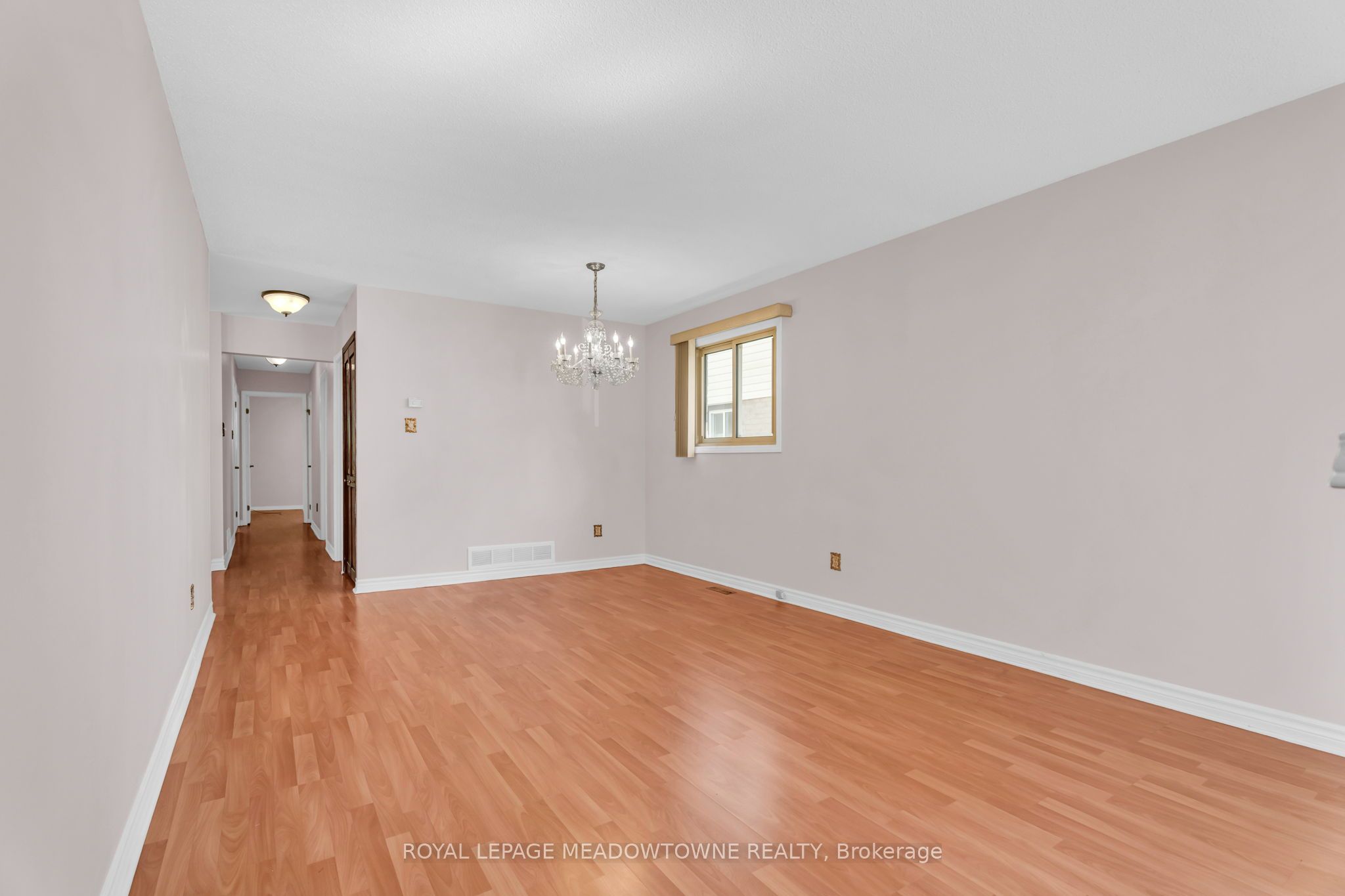 100 Martindale Crescent Property Photo 5