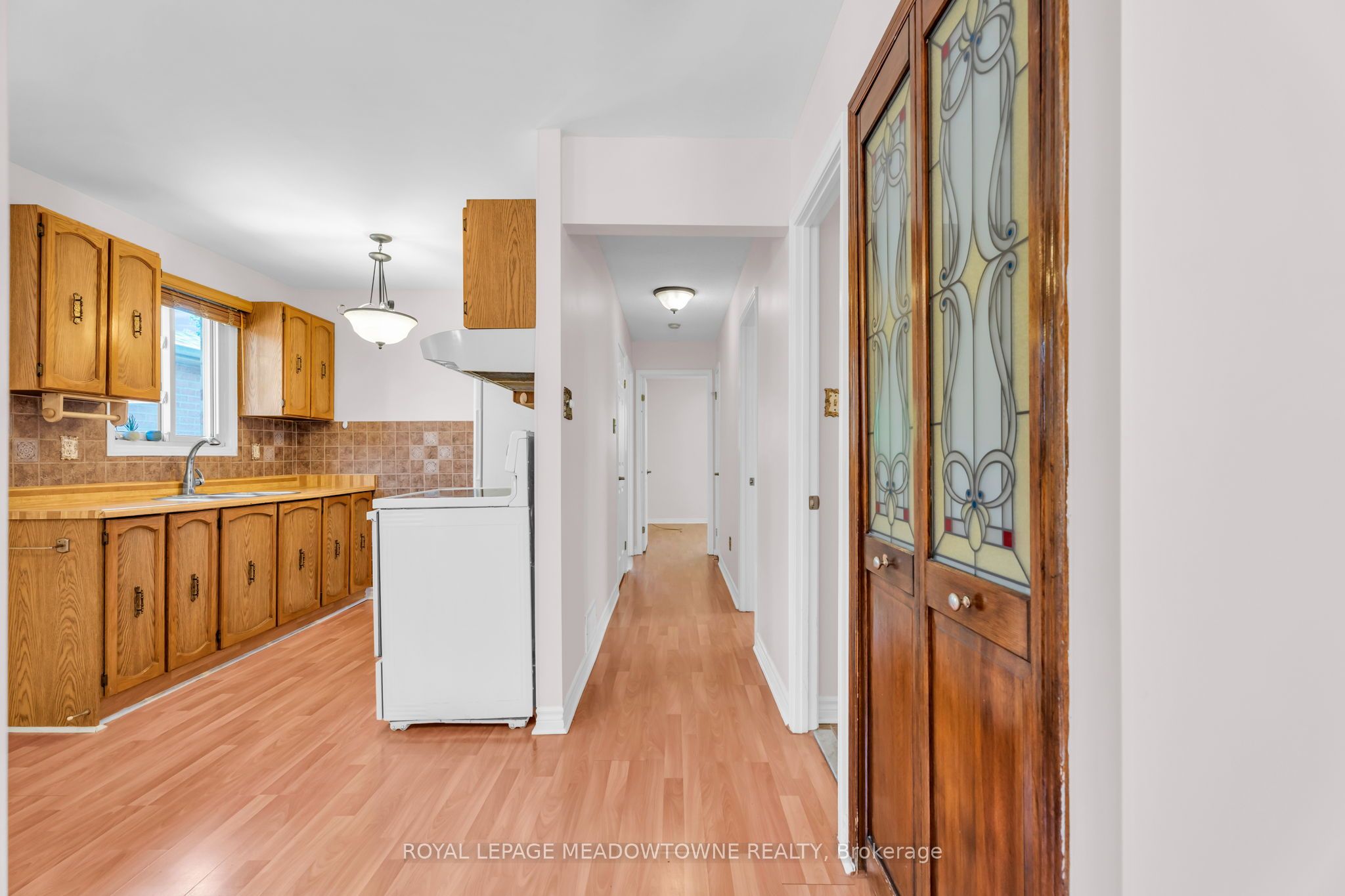 100 Martindale Crescent Property Photo 10