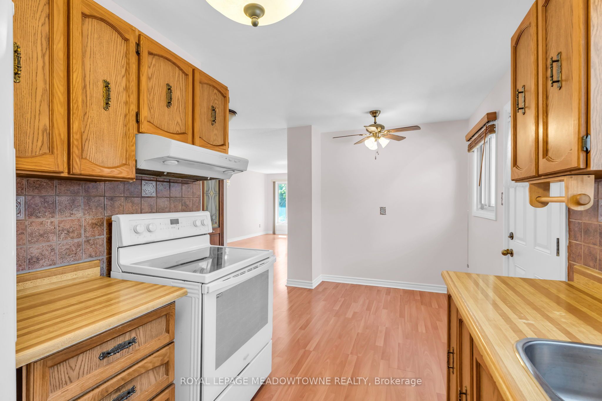 100 Martindale Crescent Property Photo 16