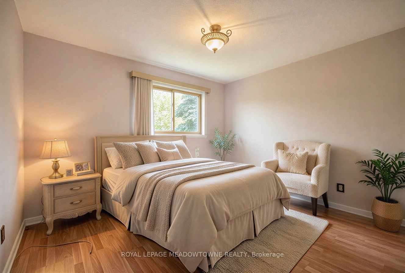 100 Martindale Crescent Property Photo 17